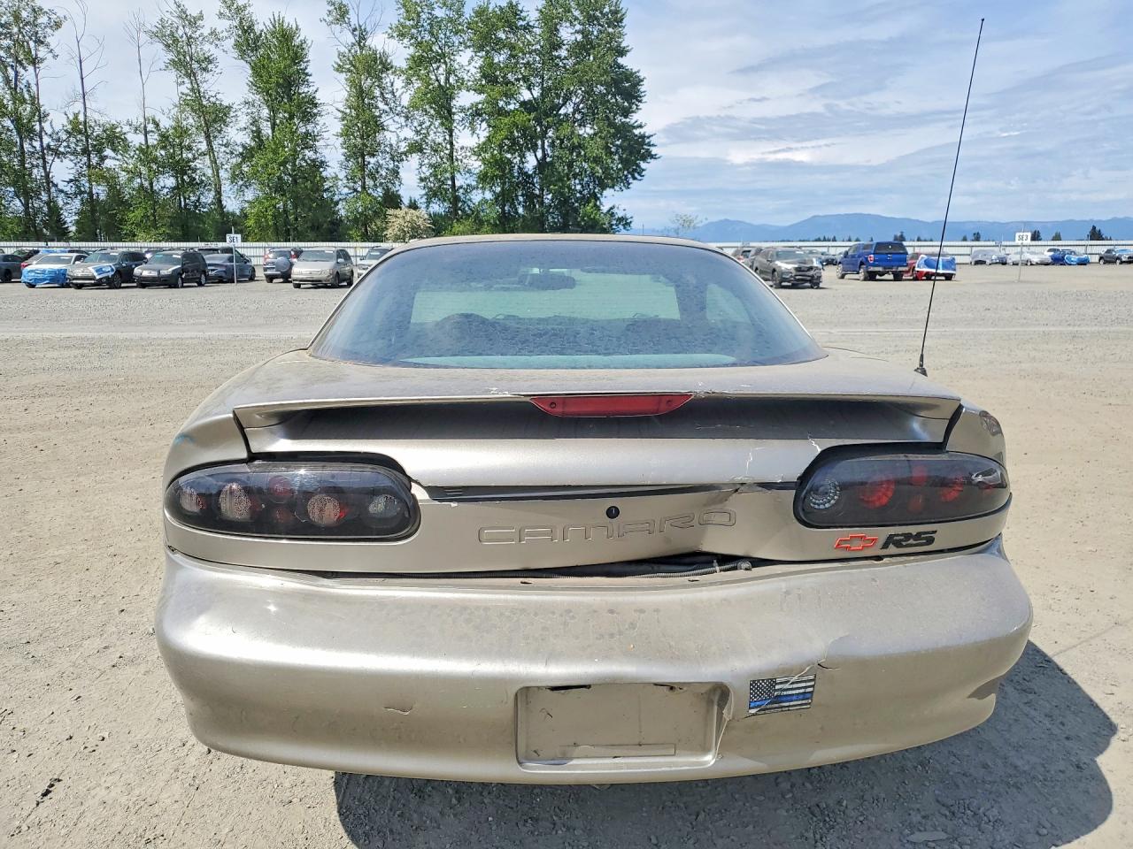 1999 Chev Camaro Gold vin: 2G1FP22K6X2134920