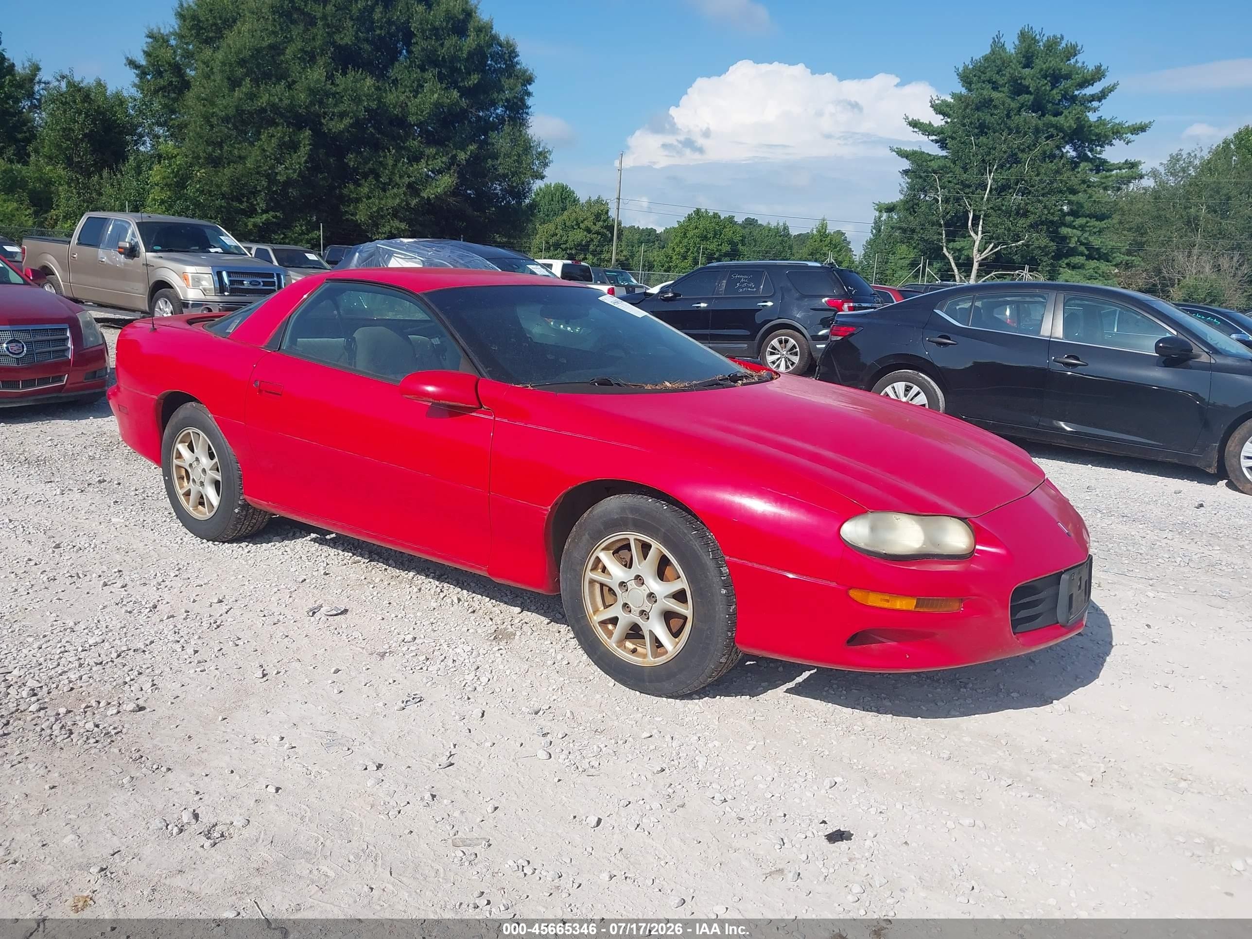 2002 Chevrolet Camaro   Red vin: 2G1FP22K722110926