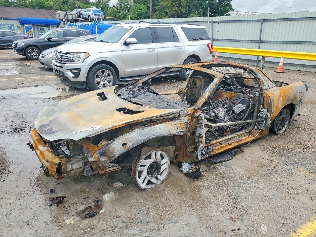 1996 Chevrolet Camaro Base Burn vin: 2G1FP22K7T2146875