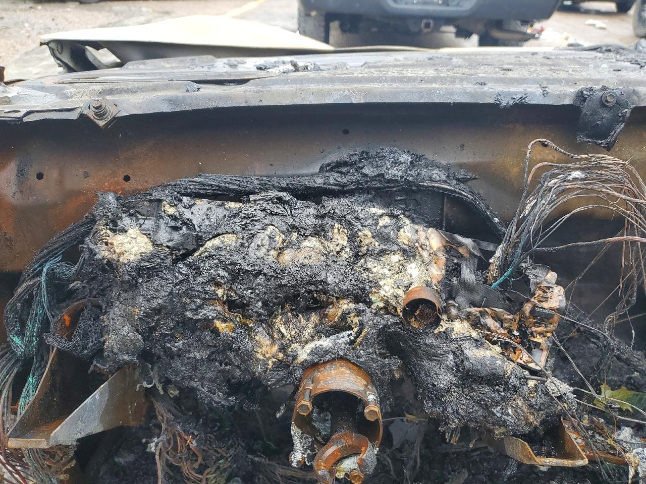 1996 Chevrolet Camaro Base Burn vin: 2G1FP22K7T2146875
