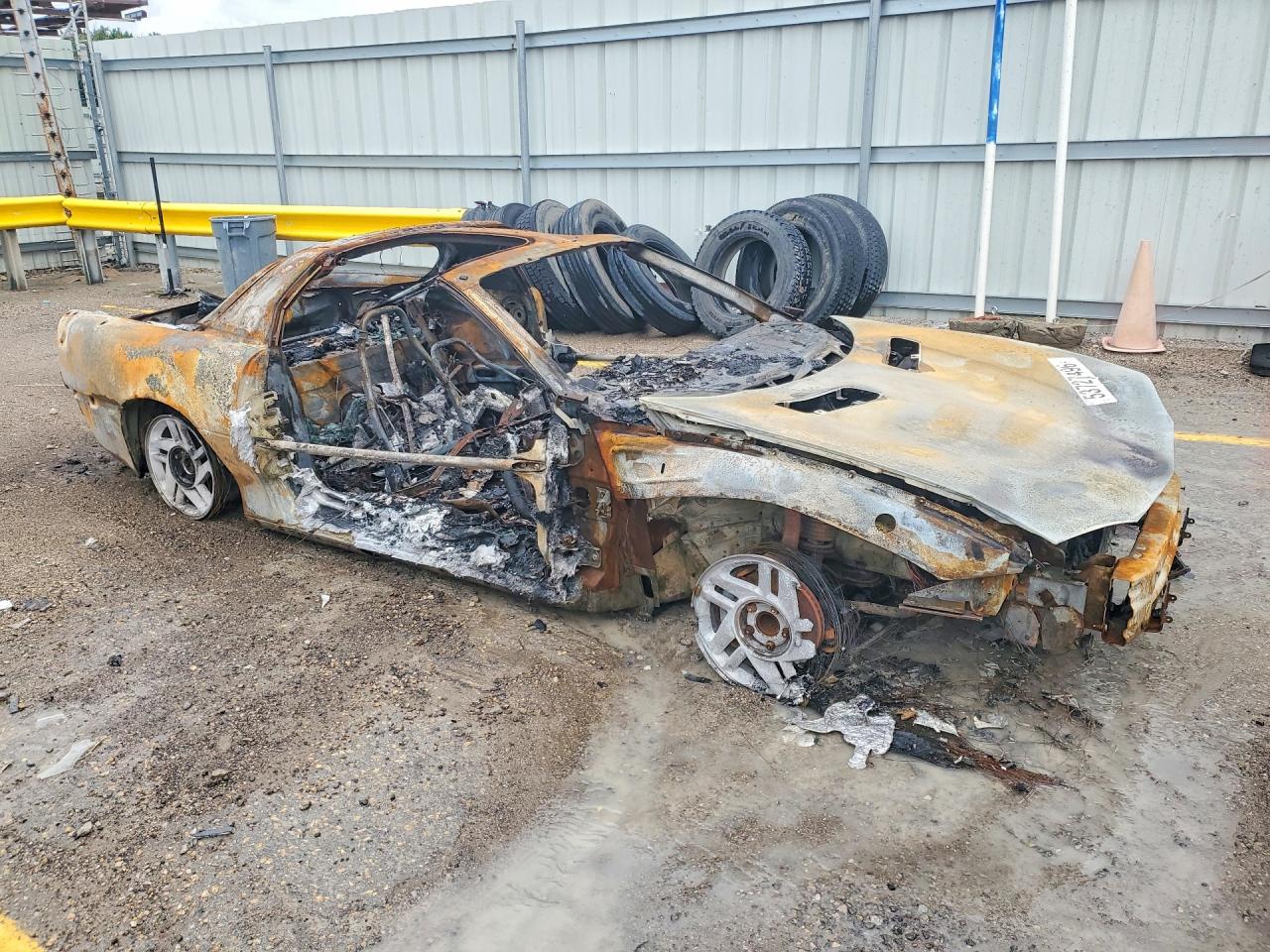1996 Chevrolet Camaro Base Burn vin: 2G1FP22K7T2146875