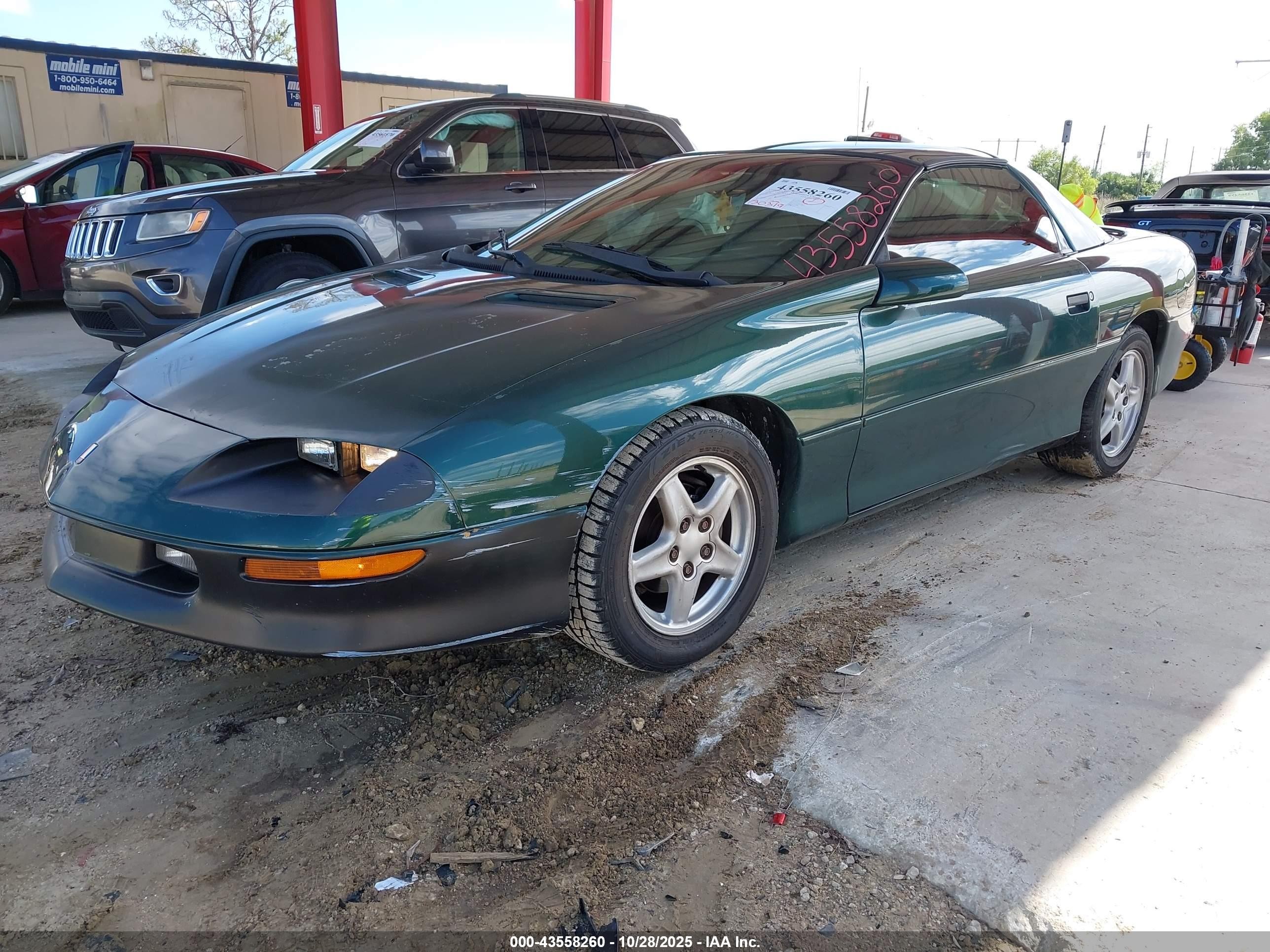 1997 Chevrolet Camaro   Green vin: 2G1FP22K7V2126712