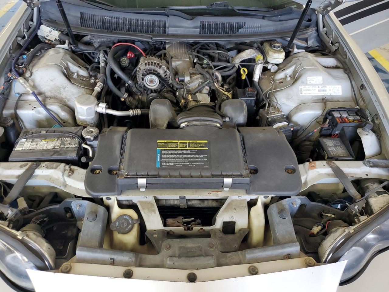 1998 Chevrolet Camaro Серебряный vin: 2G1FP22K7W2108857