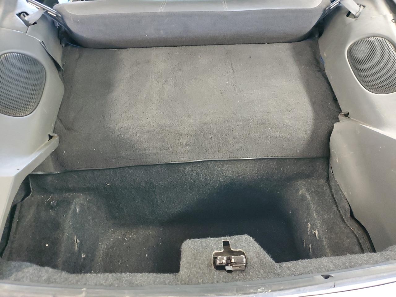 1998 Chevrolet Camaro Серебряный vin: 2G1FP22K7W2108857 Damage: Spare Tire, Missing, Replacement Required