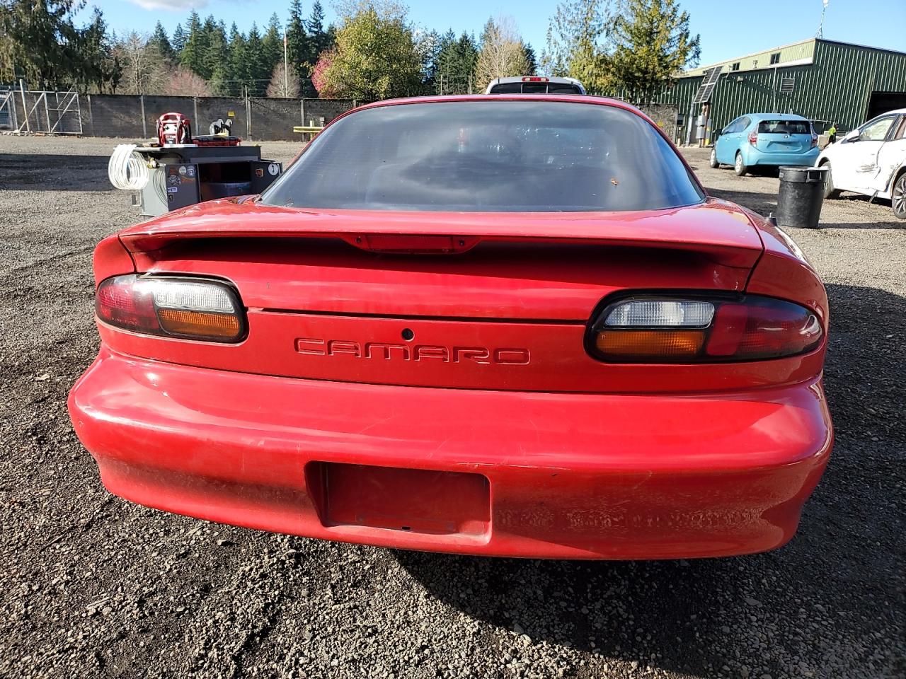 1998 Chevrolet Camaro Red vin: 2G1FP22K8W2116417
