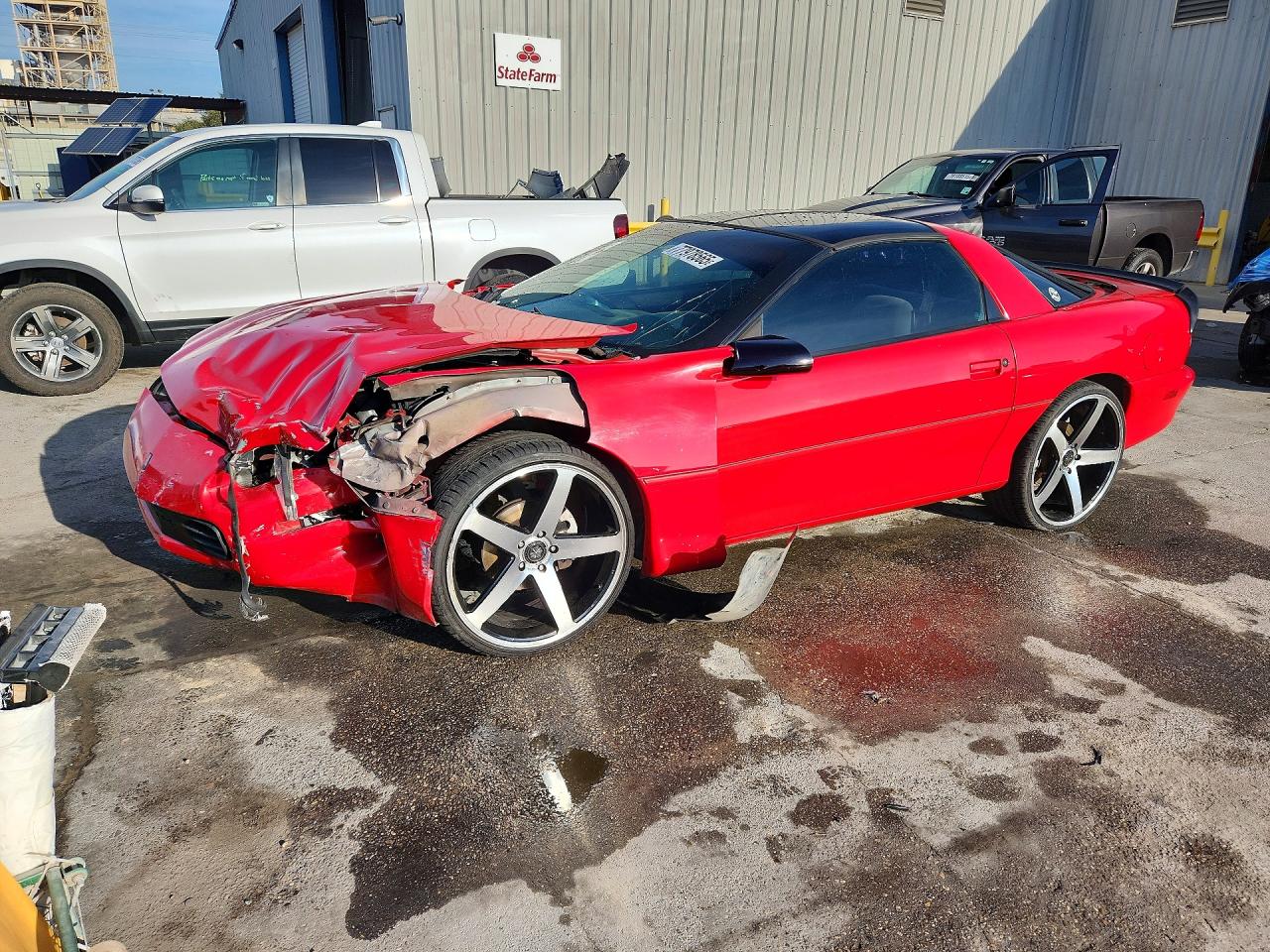 1999 Chevrolet Camaro Red vin: 2G1FP22K8X2108500