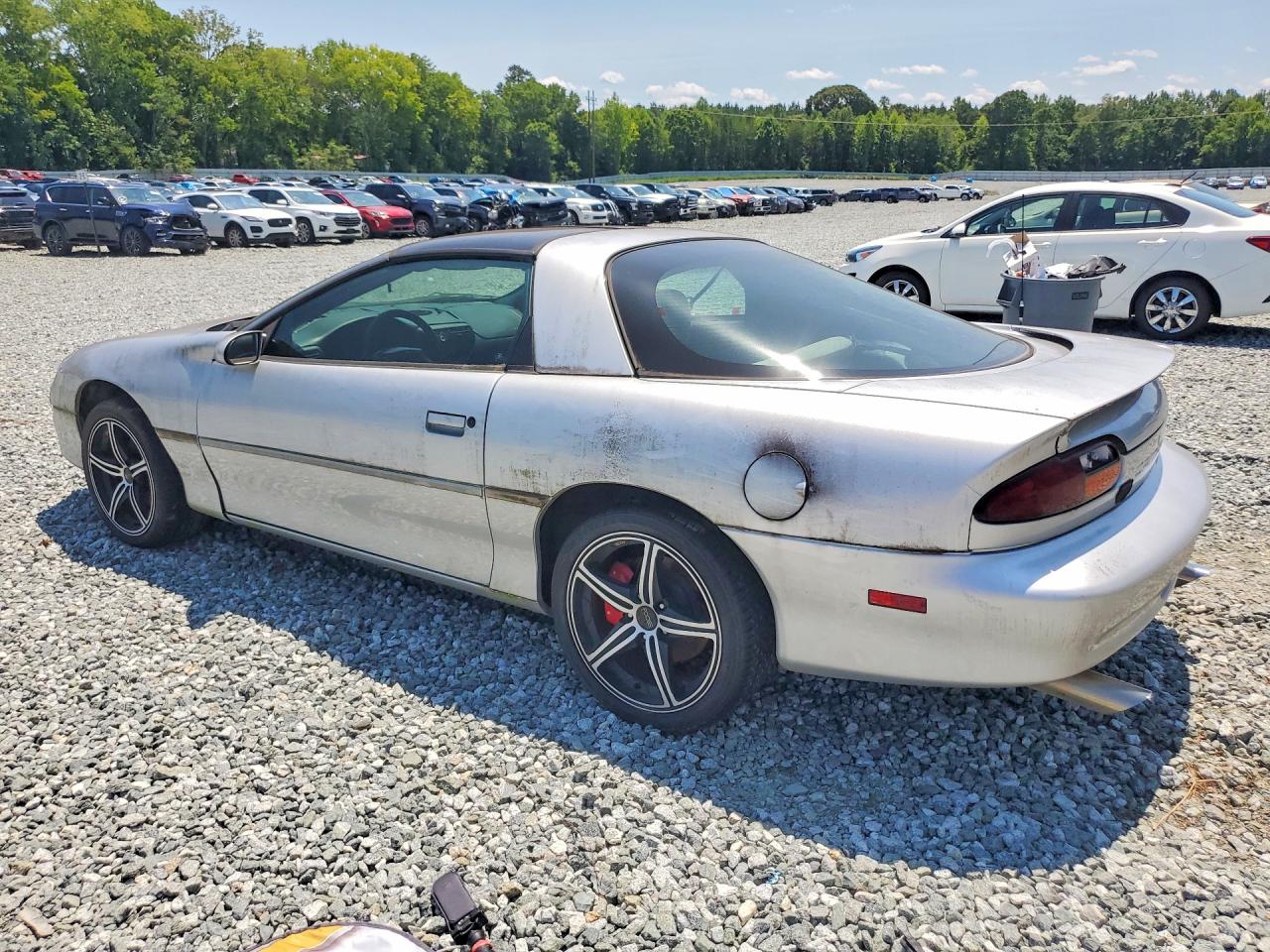 2002 Chevrolet Camaro Silver vin: 2G1FP22K922168178