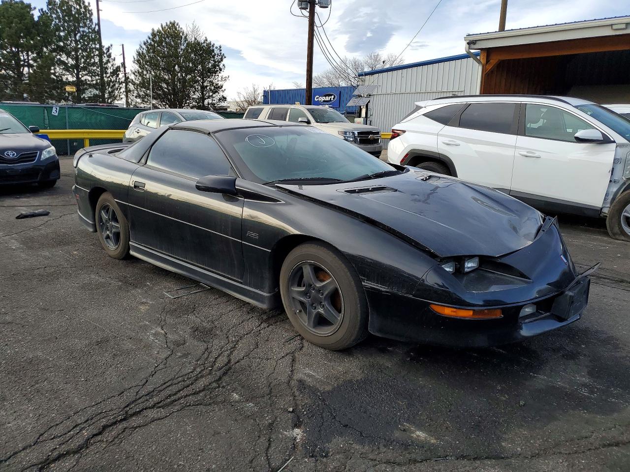 1997 Chevrolet Camaro Base Black vin: 2G1FP22K9V2126324