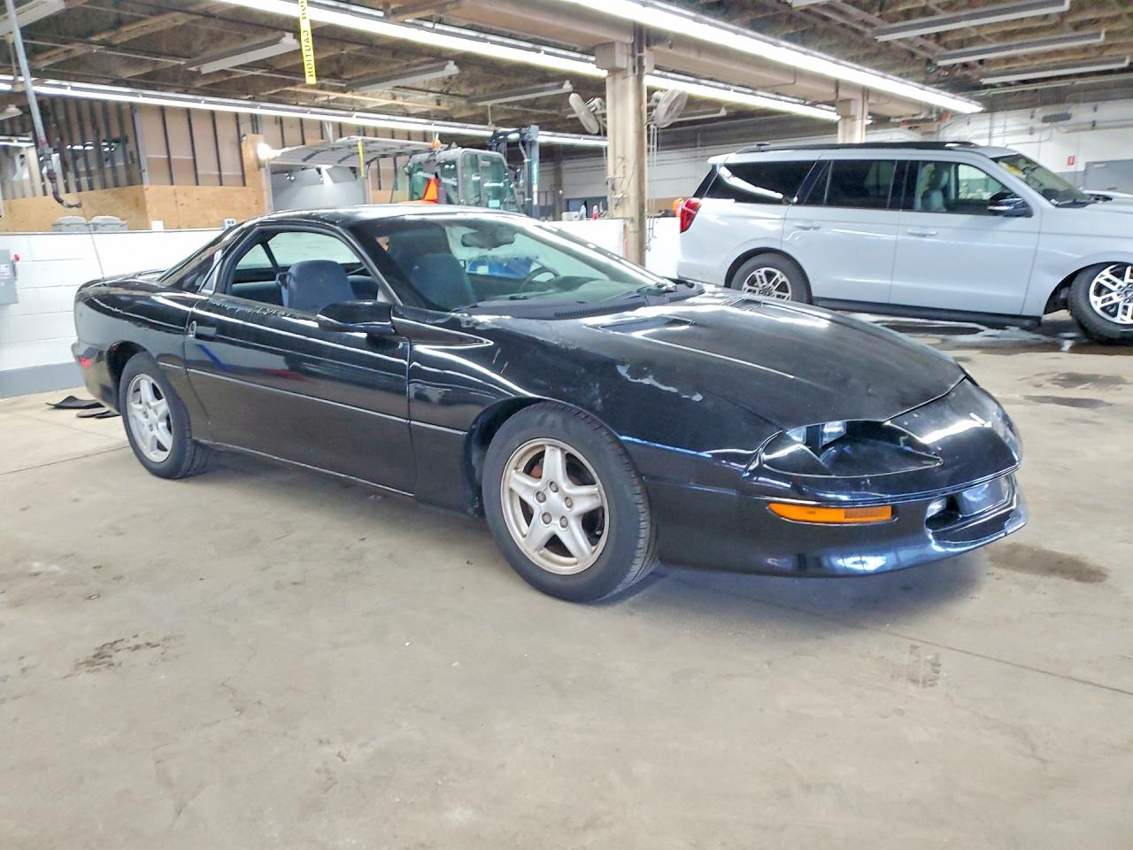 1997 Chevrolet Camaro Base Black vin: 2G1FP22K9V2140689