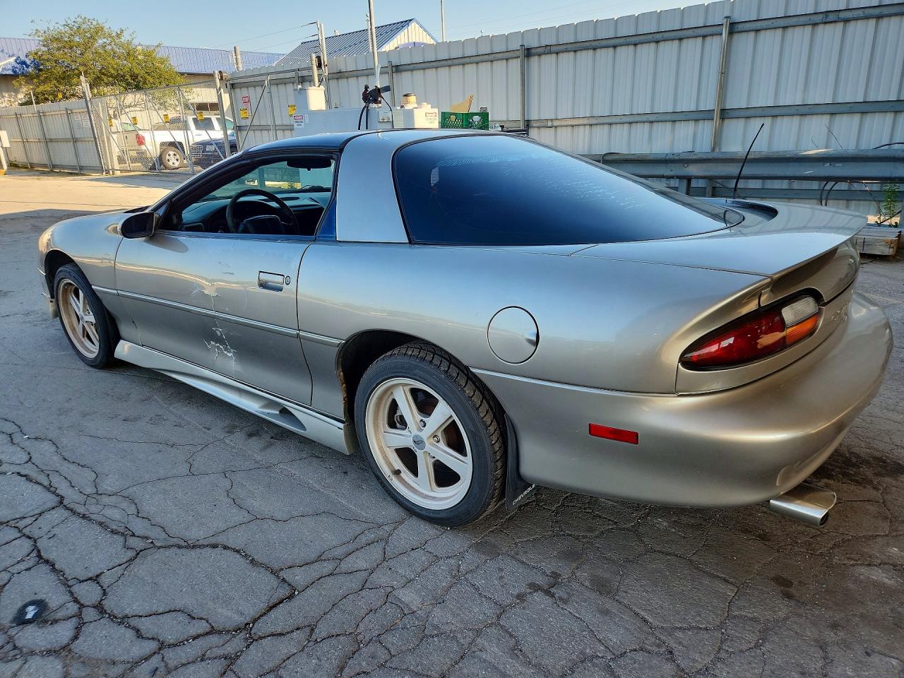 2001 Chevrolet Camaro Silver vin: 2G1FP22KX12129145