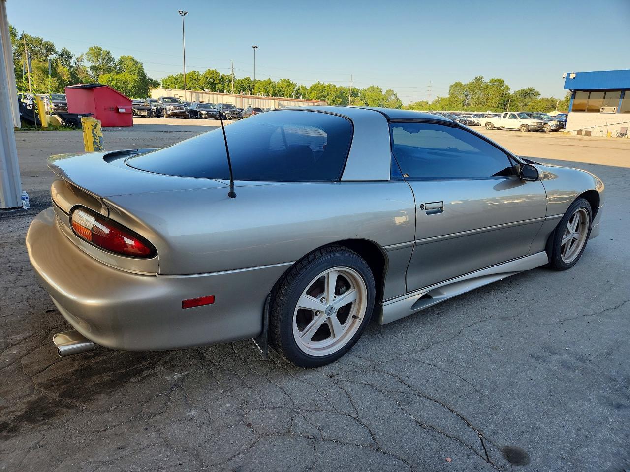2001 Chevrolet Camaro Silver vin: 2G1FP22KX12129145