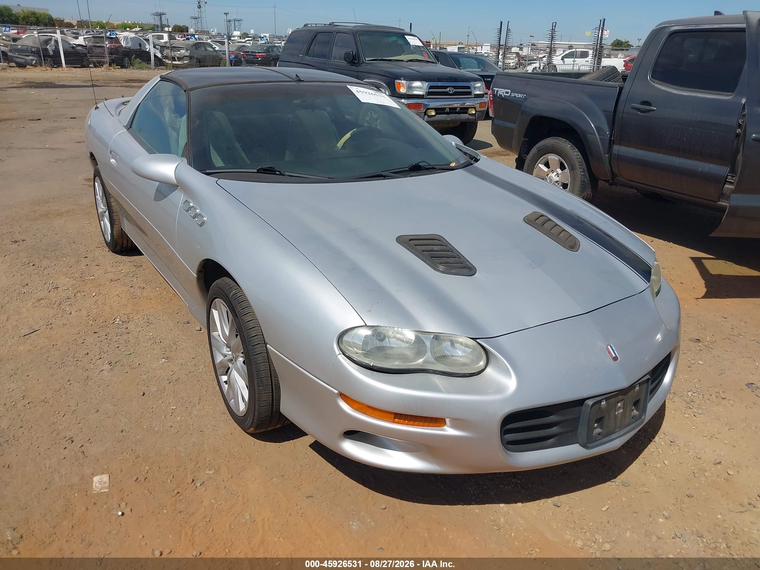 2002 Chevrolet Camaro   Silver vin: 2G1FP22KX22171137