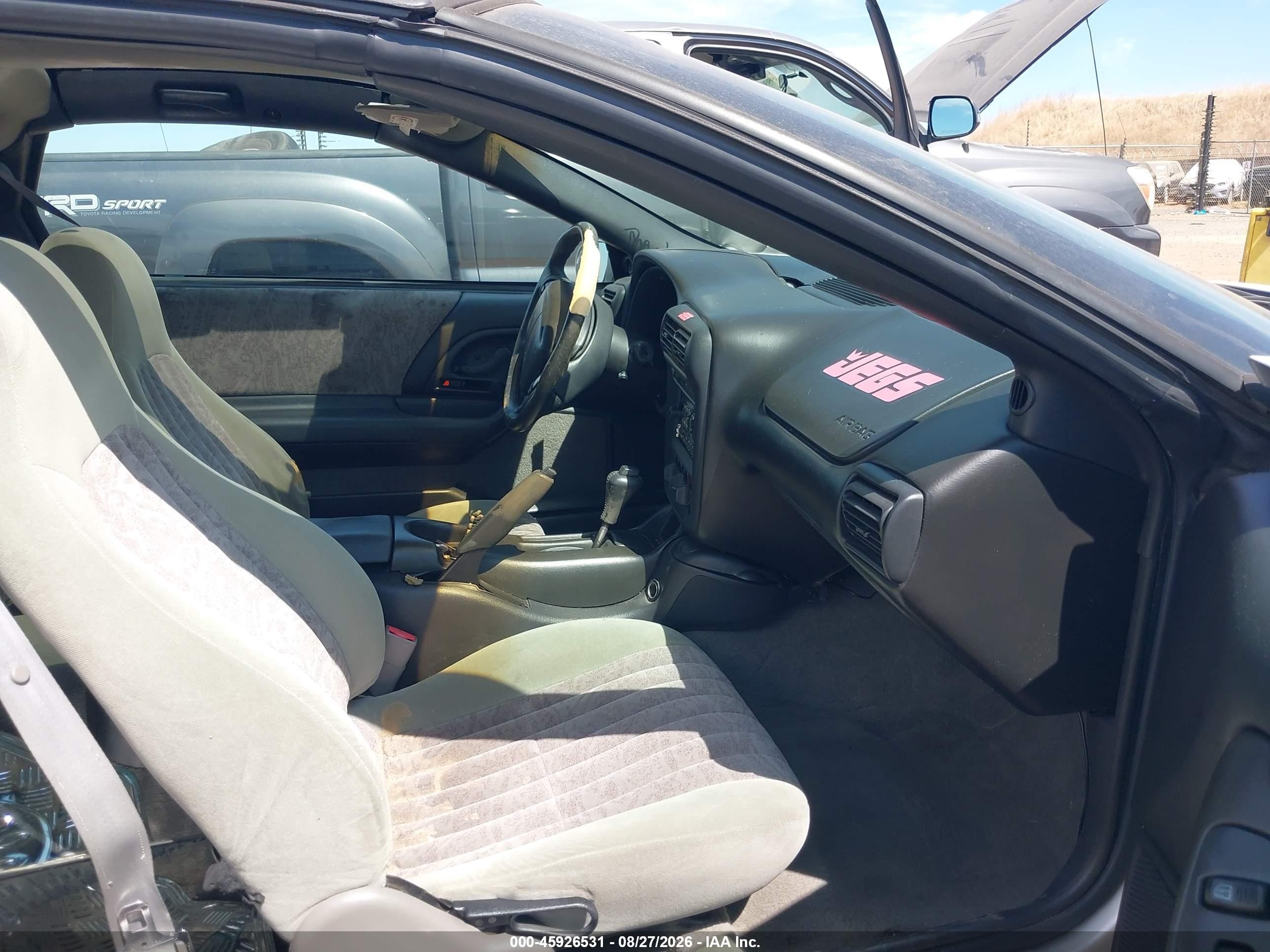 2002 Chevrolet Camaro   Silver vin: 2G1FP22KX22171137