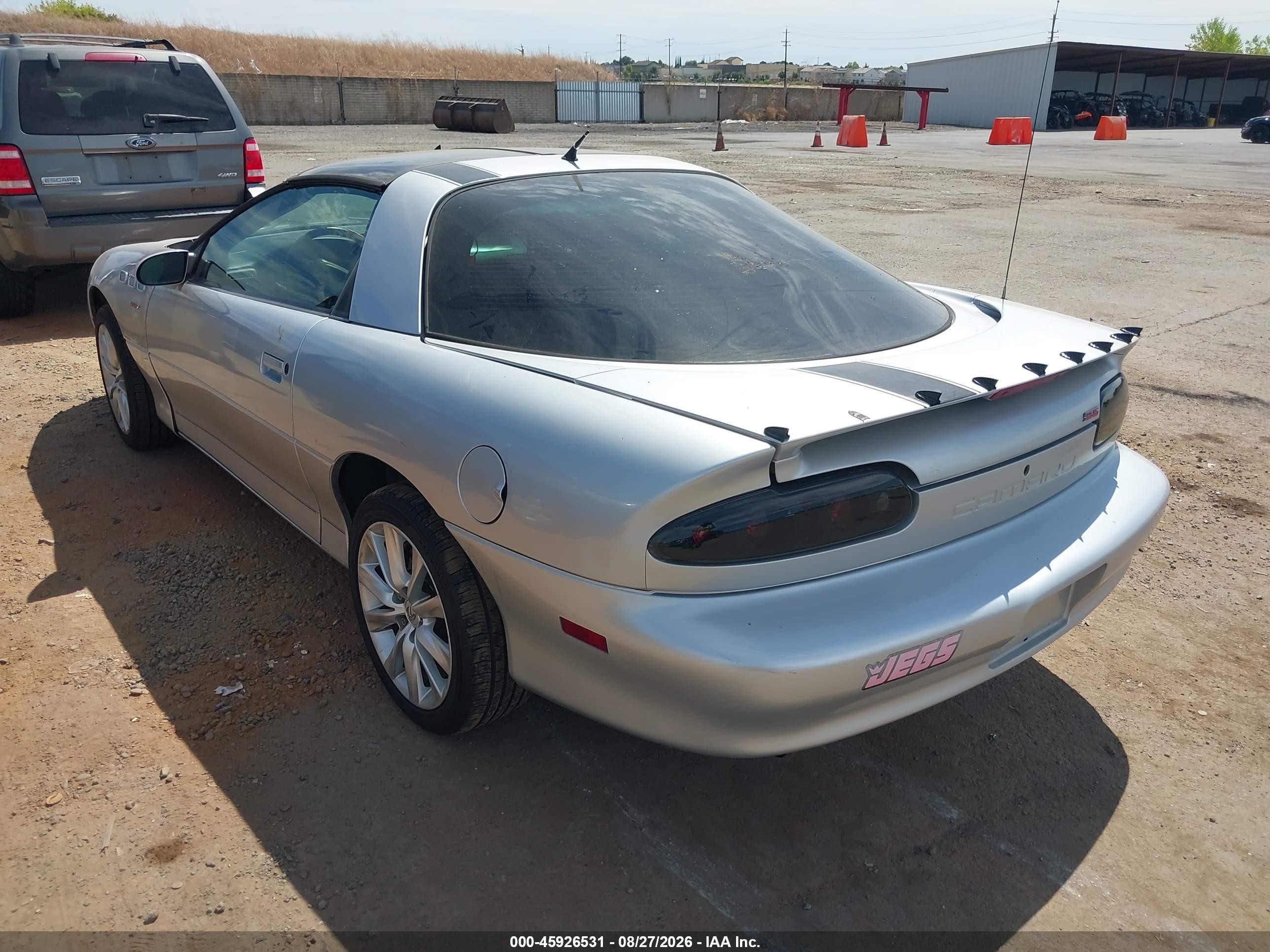 2002 Chevrolet Camaro   Silver vin: 2G1FP22KX22171137