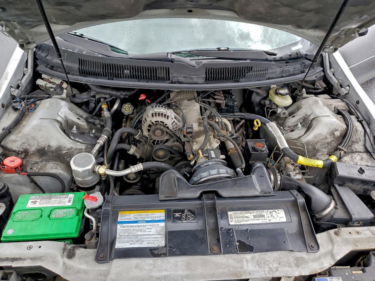 1997 Chevrolet Camaro Base Silver vin: 2G1FP22KXV2143486