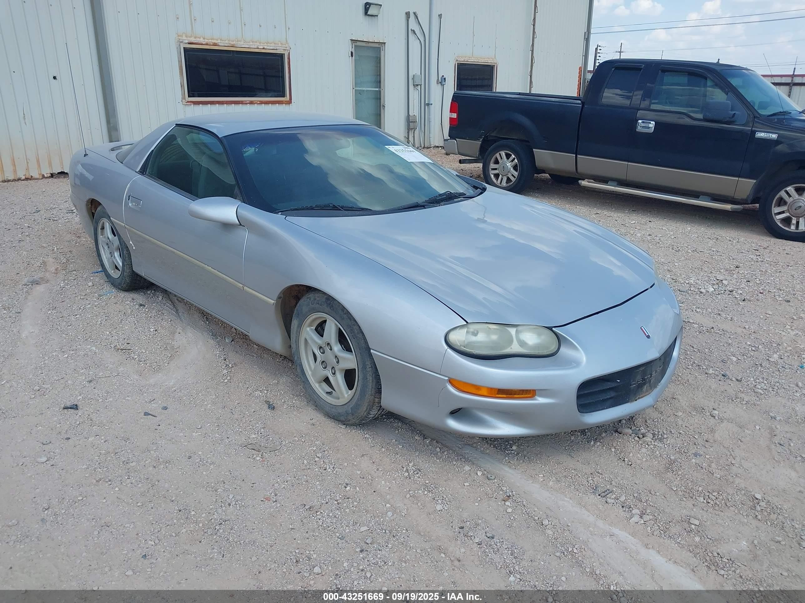 1998 Chevrolet Camaro   Silver vin: 2G1FP22KXW2106066