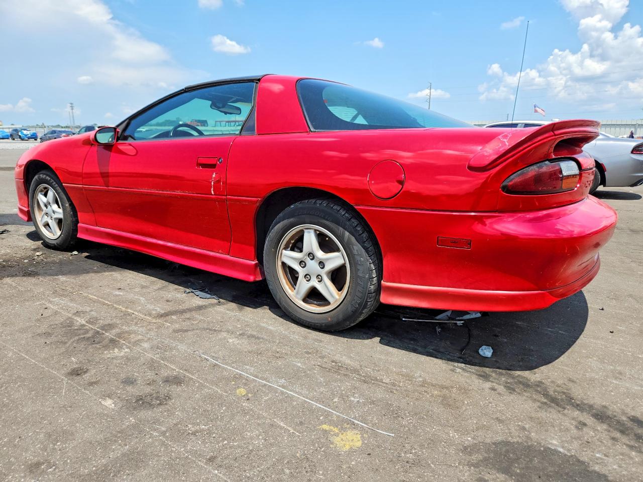 1999 Chevrolet Camaro Red vin: 2G1FP22KXX2126125