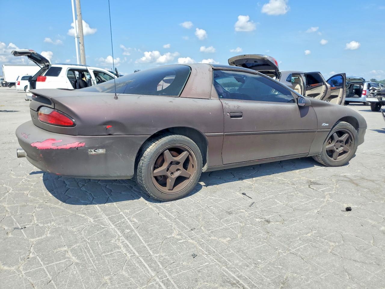 1994 Chevrolet Camaro Z28 Brown vin: 2G1FP22P0R2136726