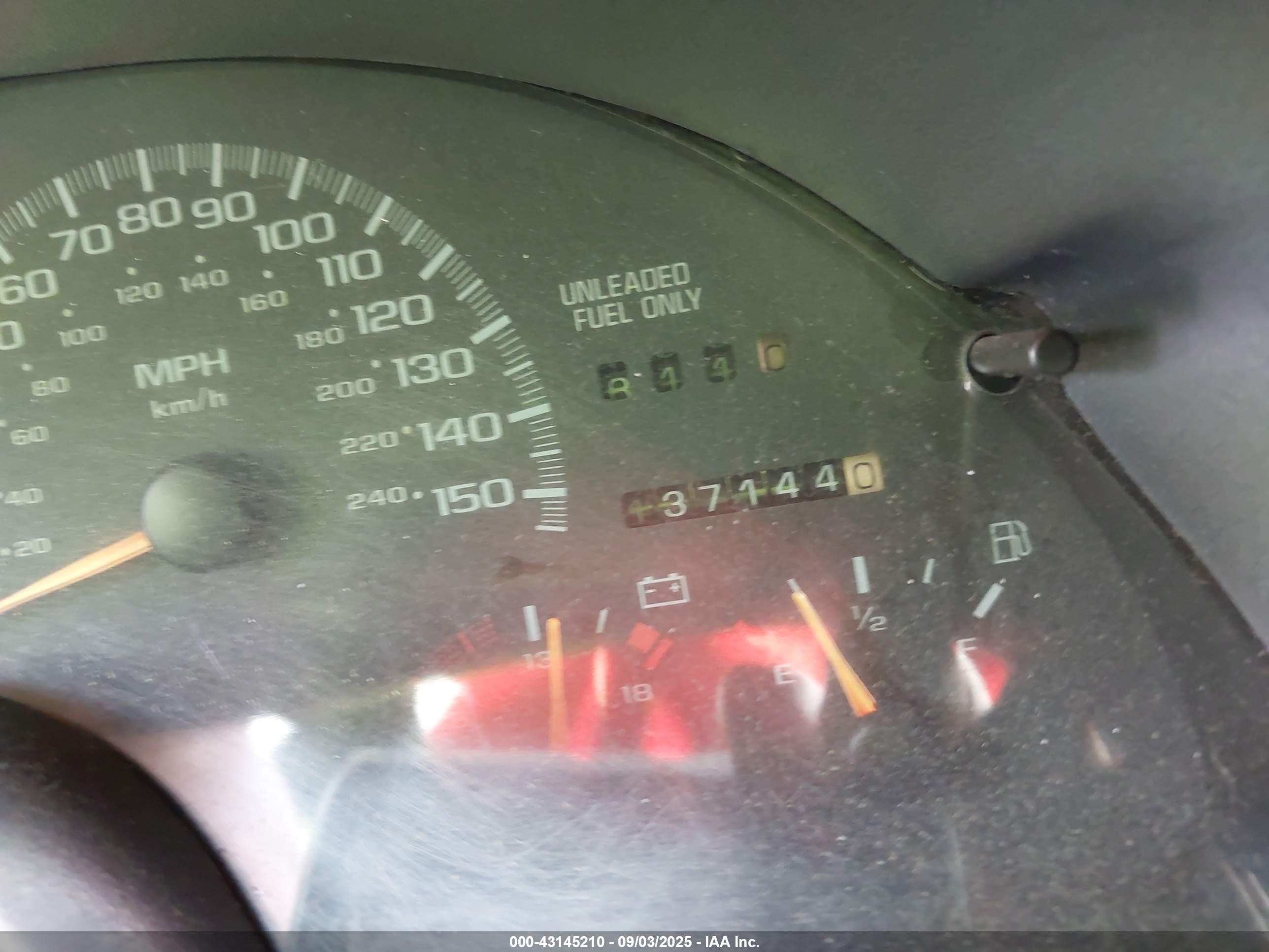 1997 Chevrolet Camaro Z28 White vin: 2G1FP22P1V2106094