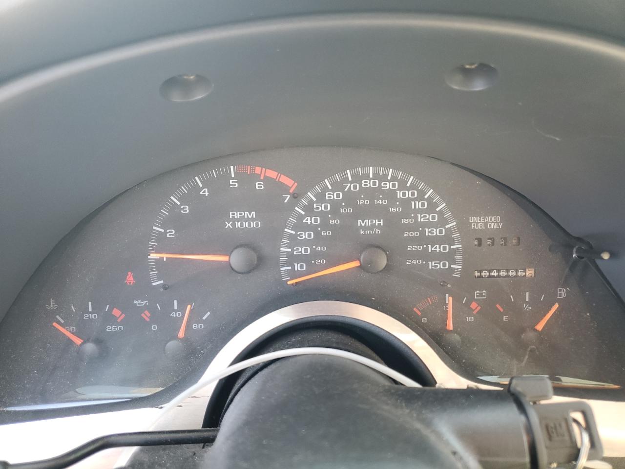 1997 Chevrolet Camaro Z28 White vin: 2G1FP22P1V2106192