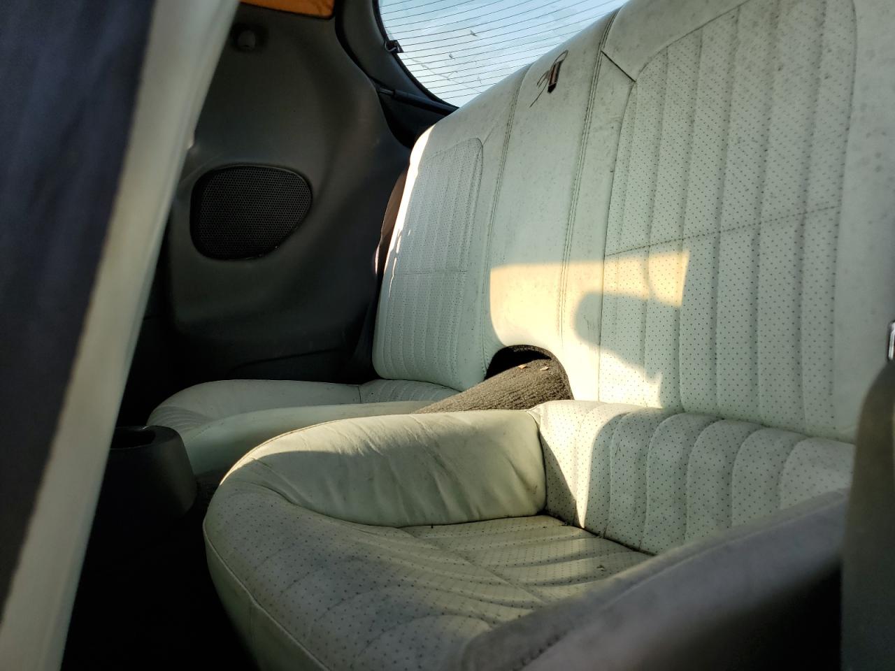 1997 Chevrolet Camaro Z28 White vin: 2G1FP22P1V2106192