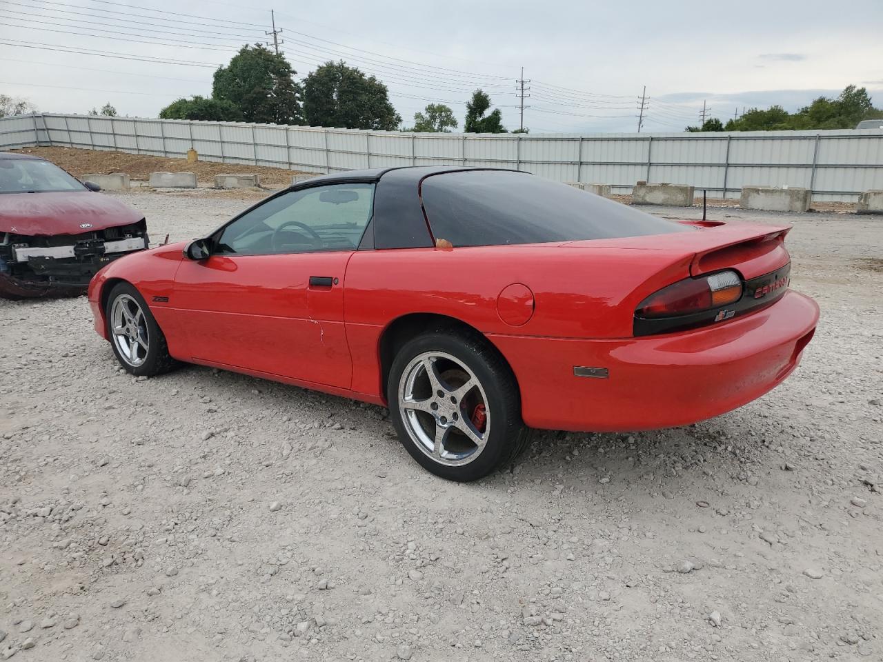 1997 Chevrolet Camaro Z28 Red vin: 2G1FP22P1V2113188