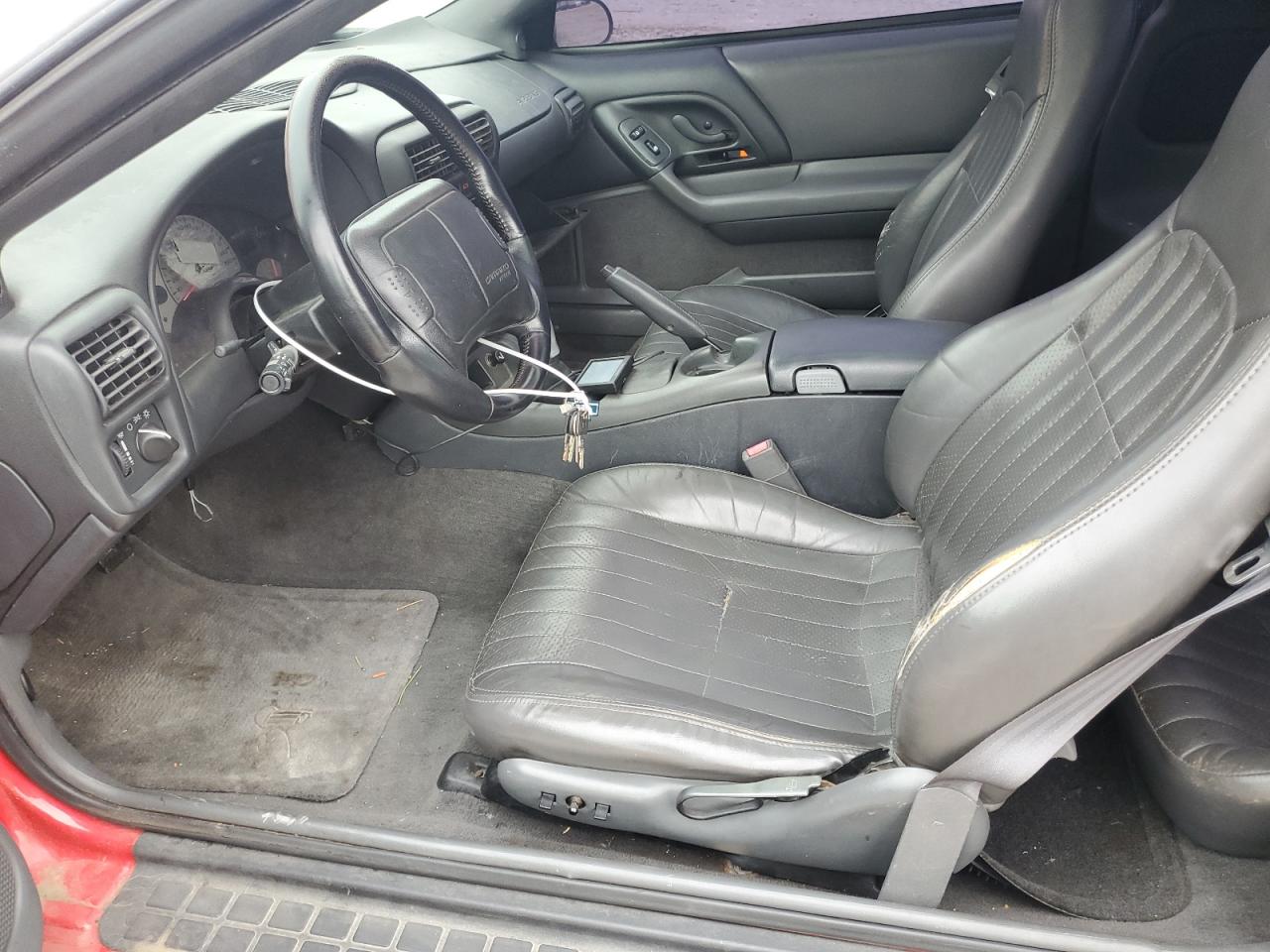 1997 Chevrolet Camaro Z28 Red vin: 2G1FP22P1V2113188