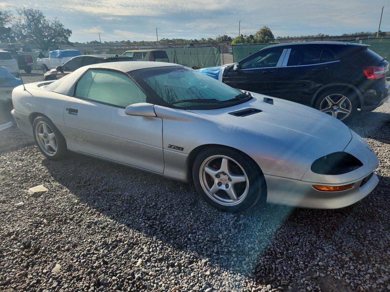 1997 Chevrolet Camaro Z28 Silver vin: 2G1FP22P3V2143714