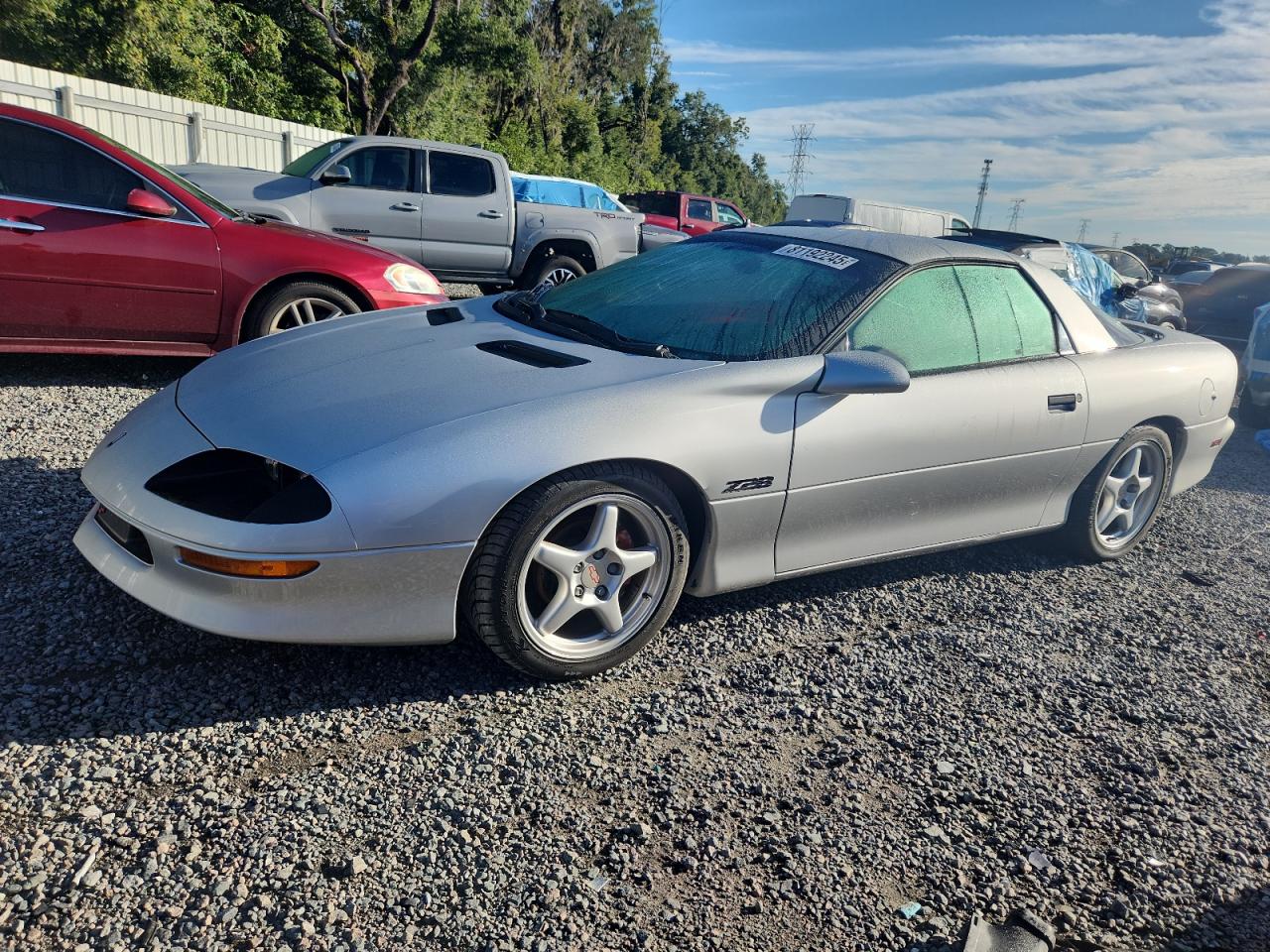 1997 Chevrolet Camaro Z28 Silver vin: 2G1FP22P3V2143714