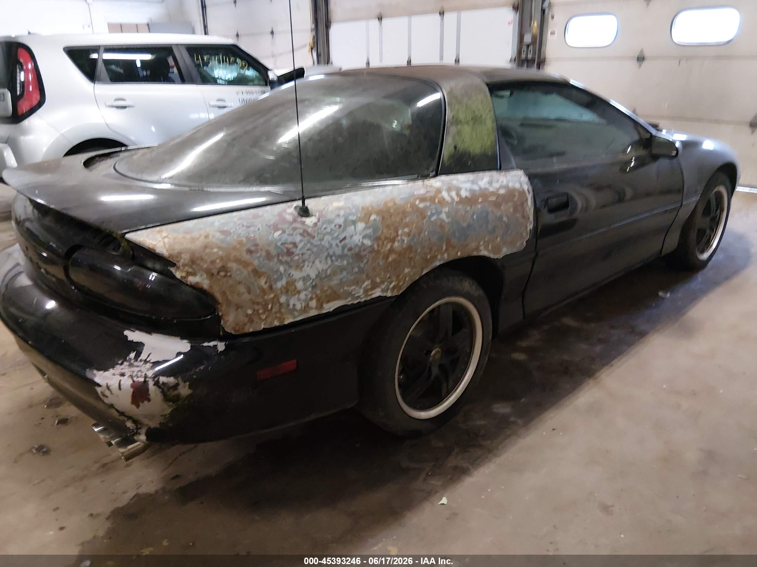 1996 Chevrolet Camaro Z28 Black vin: 2G1FP22P4T2103042