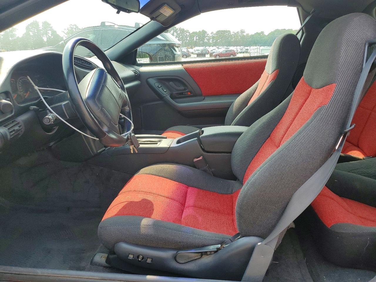 1995 Chevrolet Camaro Z28 Red vin: 2G1FP22P7S2101462