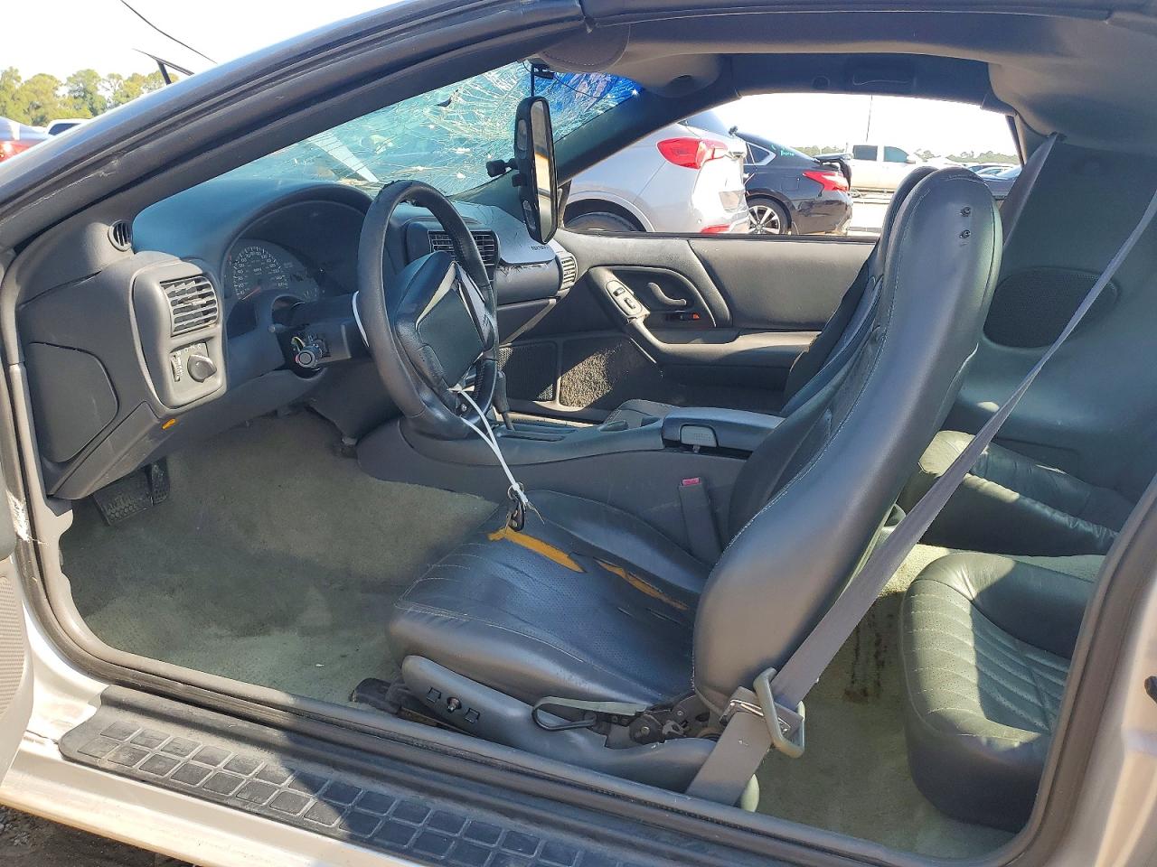 1997 Chevrolet Camaro Z28 Silver vin: 2G1FP22P8V2126049
