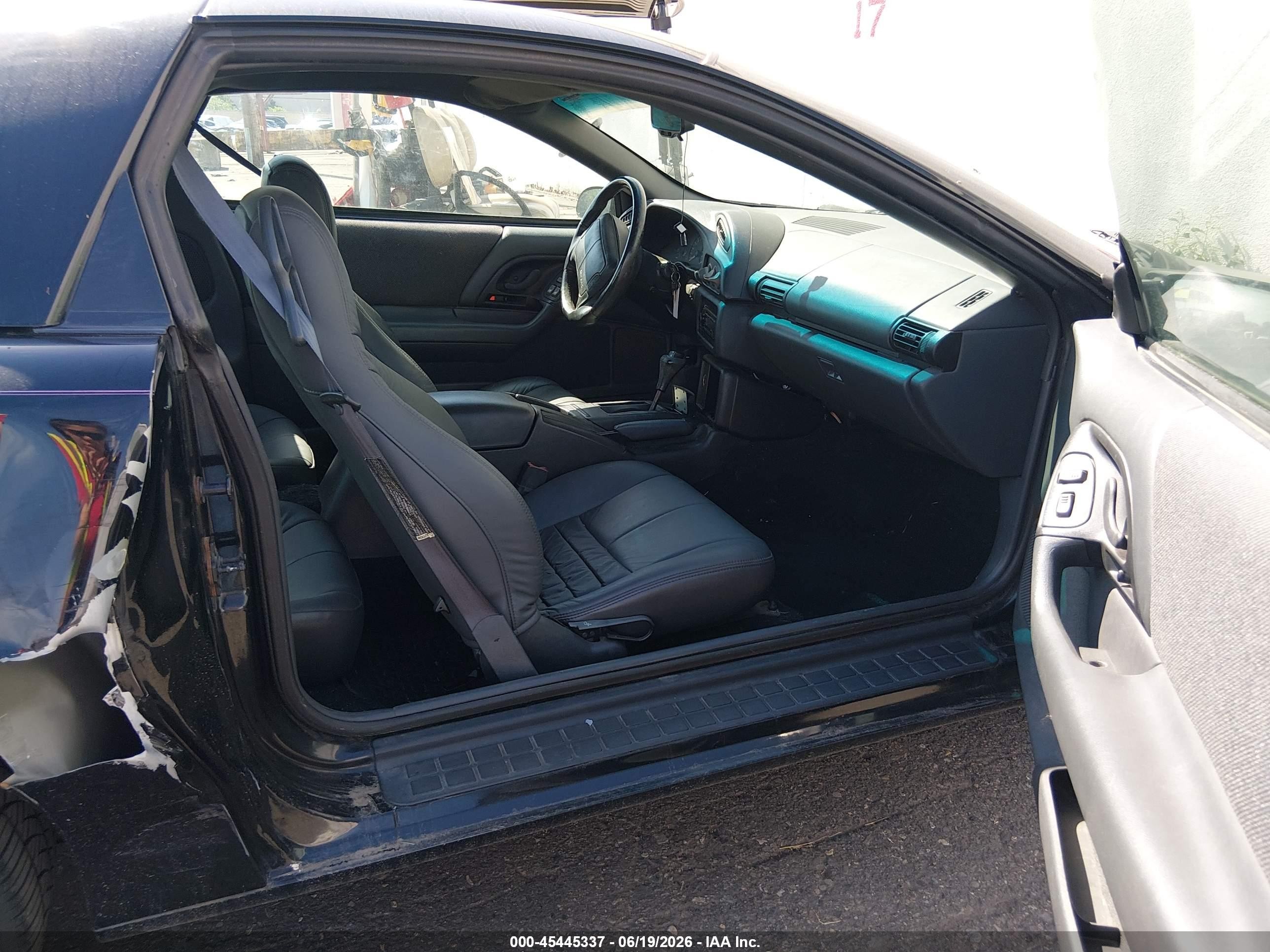 1993 Chevrolet Camaro Z28 Black vin: 2G1FP22PXP2102600
