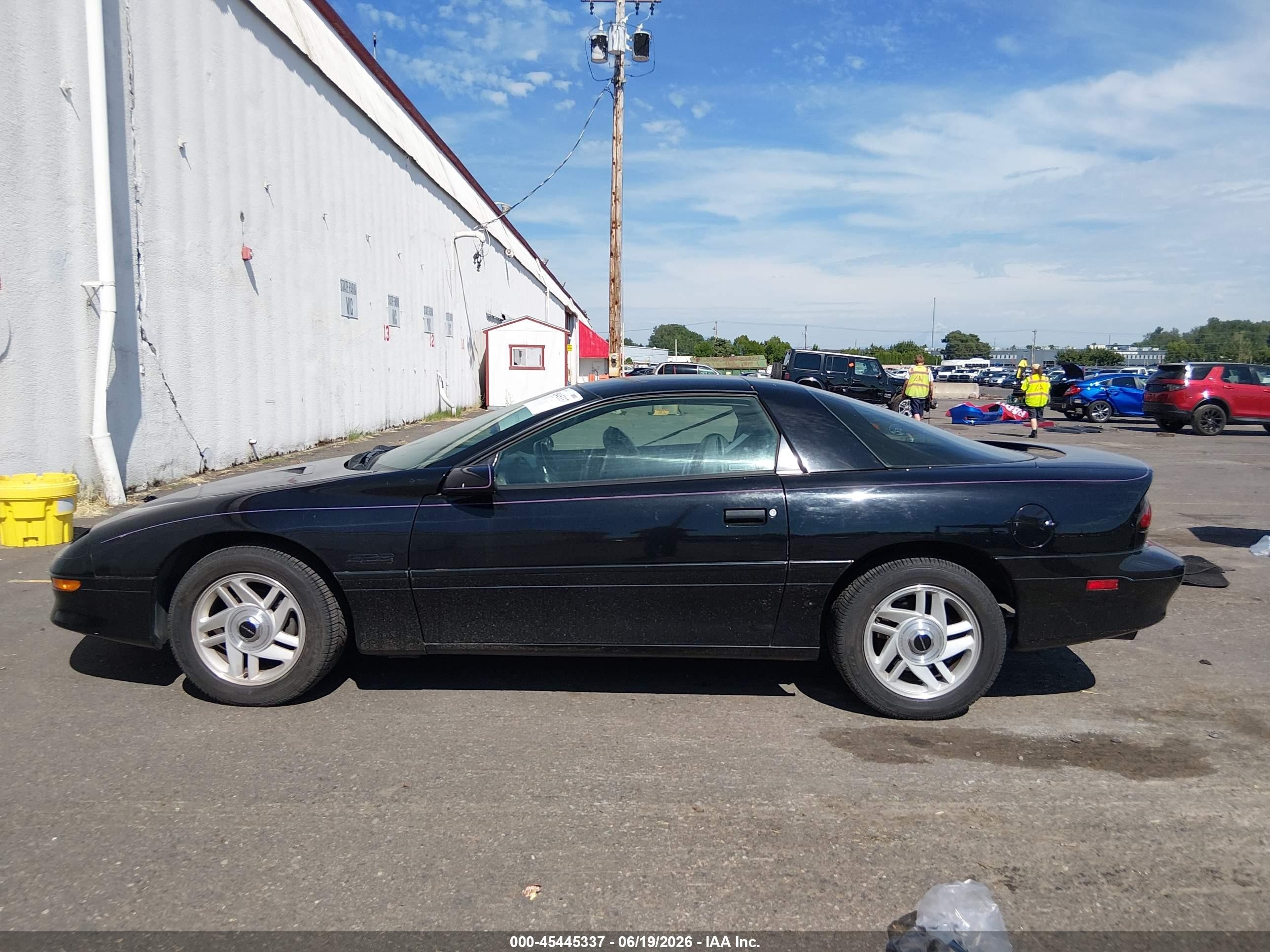 1993 Chevrolet Camaro Z28 Black vin: 2G1FP22PXP2102600