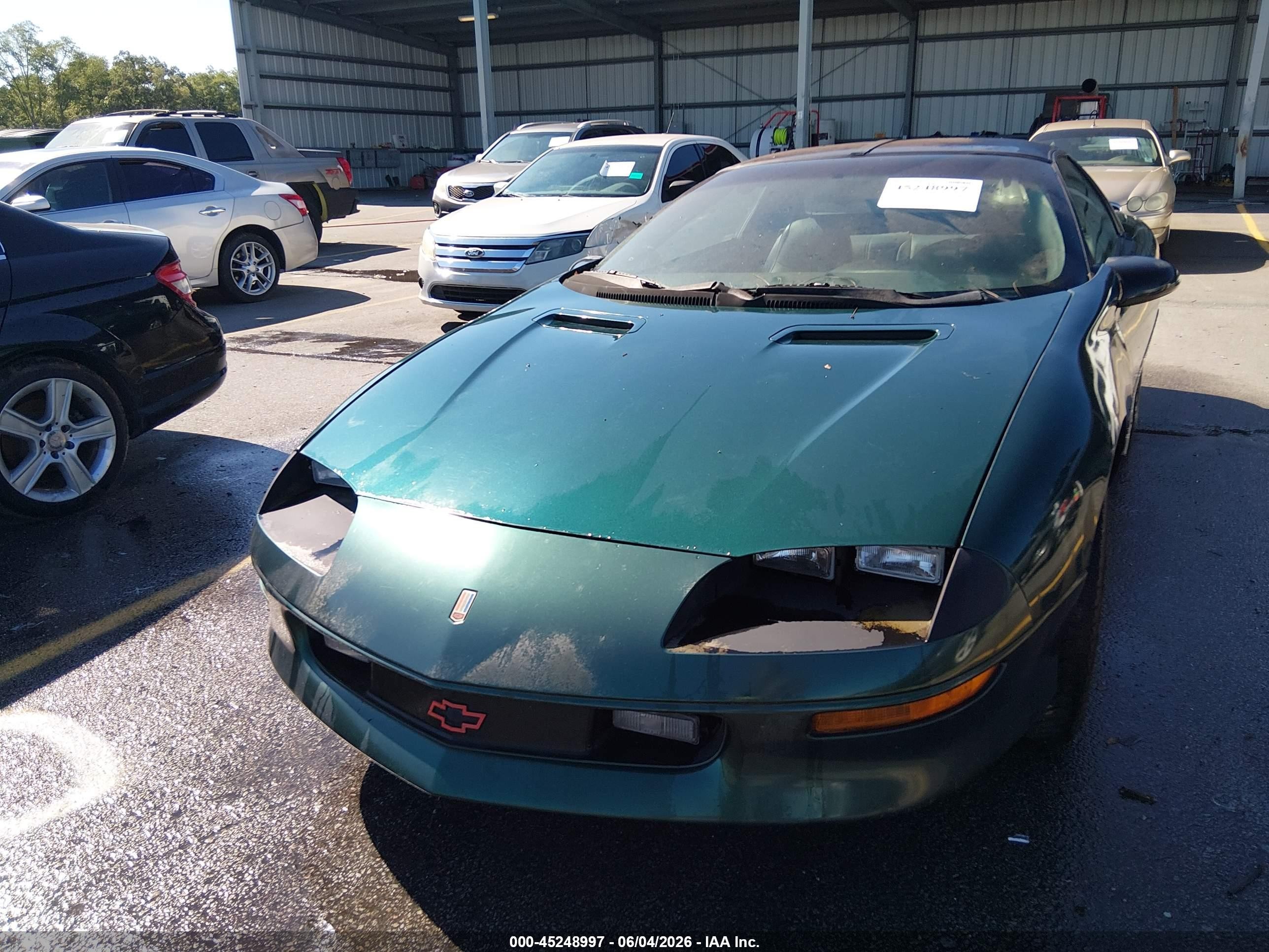 1995 Chevrolet Camaro Z28 Green vin: 2G1FP22PXS2226620
