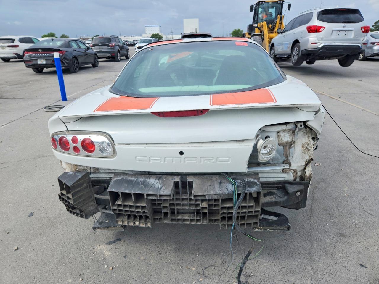 1997 Chevrolet Camaro Z28 White vin: 2G1FP22PXV2159201