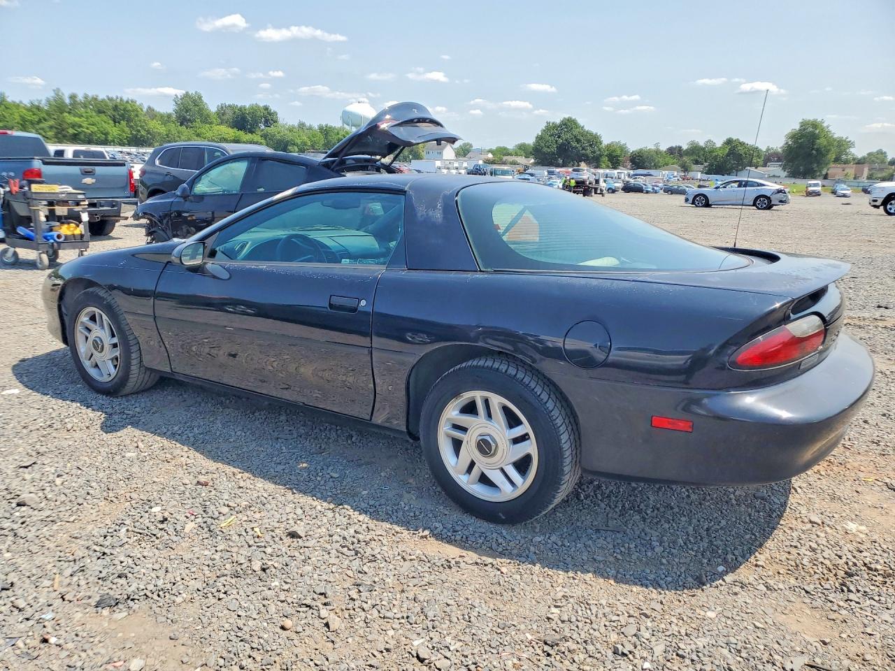 1995 Chevrolet Camaro Черный vin: 2G1FP22S8S2115410