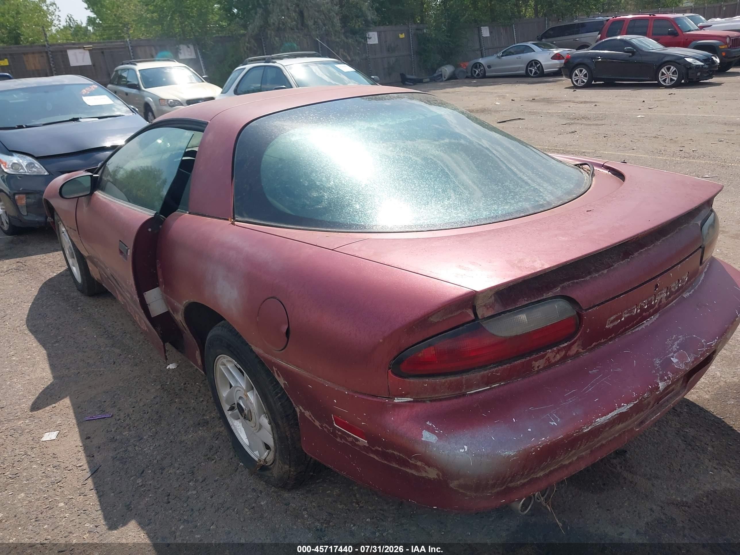 1993 Chevrolet Camaro   Фиолетовый vin: 2G1FP22S9P2137861