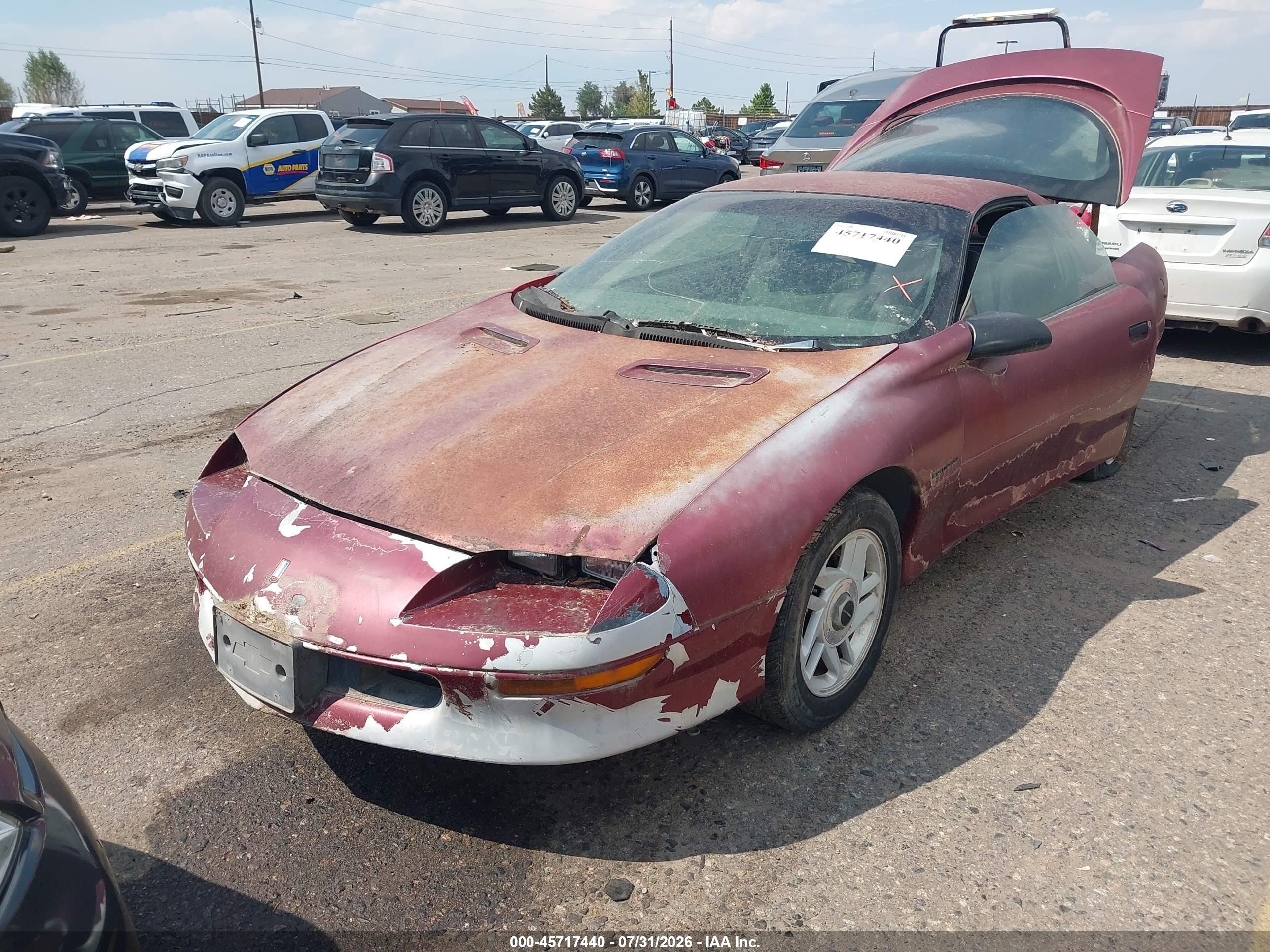 1993 Chevrolet Camaro   Фиолетовый vin: 2G1FP22S9P2137861