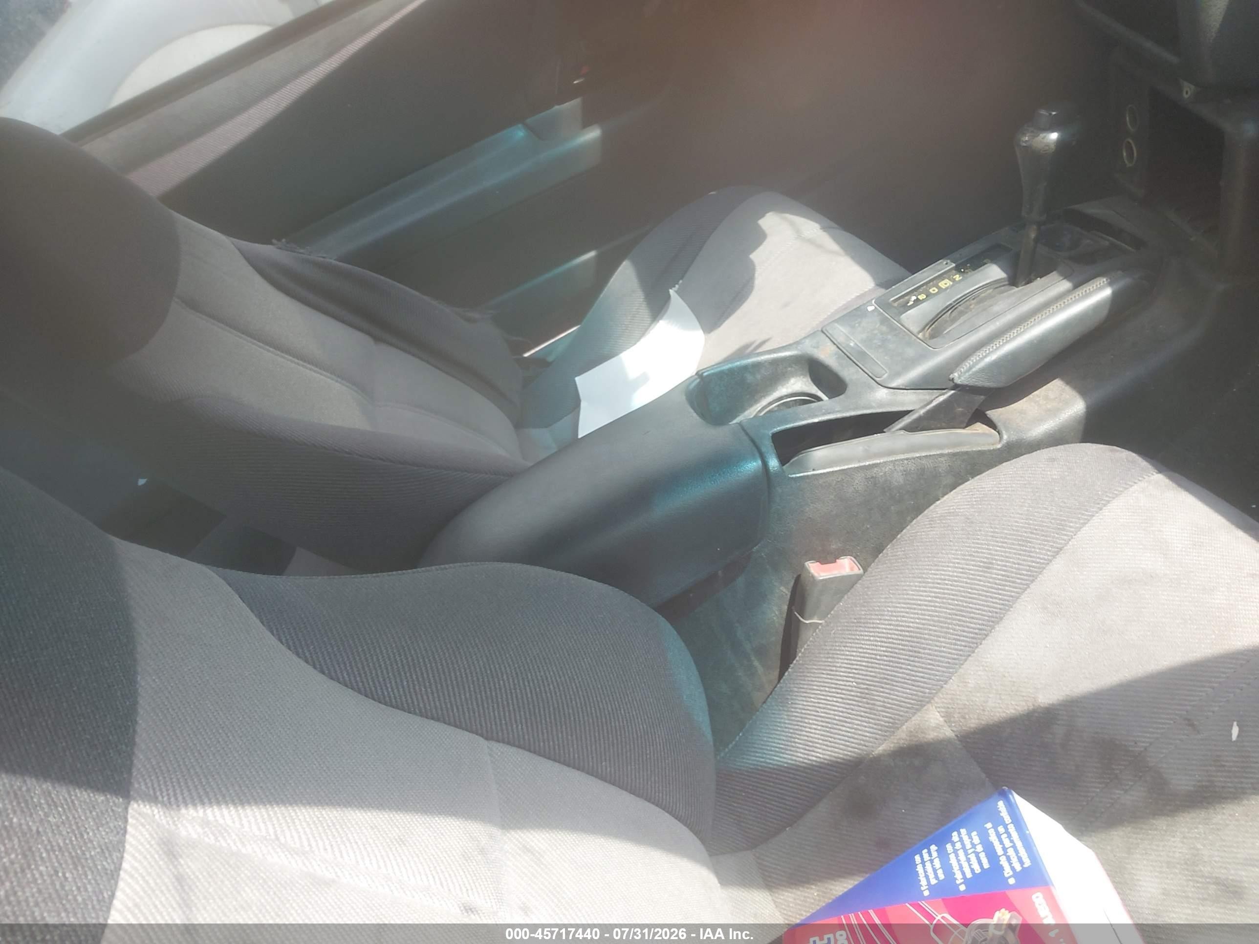 1993 Chevrolet Camaro   Фиолетовый vin: 2G1FP22S9P2137861