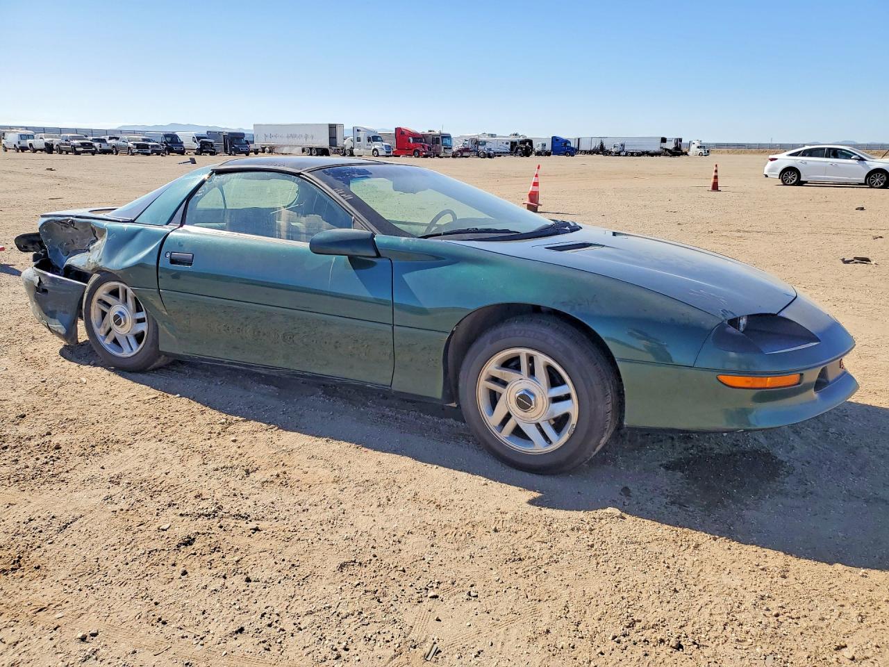 1995 Chevrolet Camaro Green vin: 2G1FP22S9S2126481