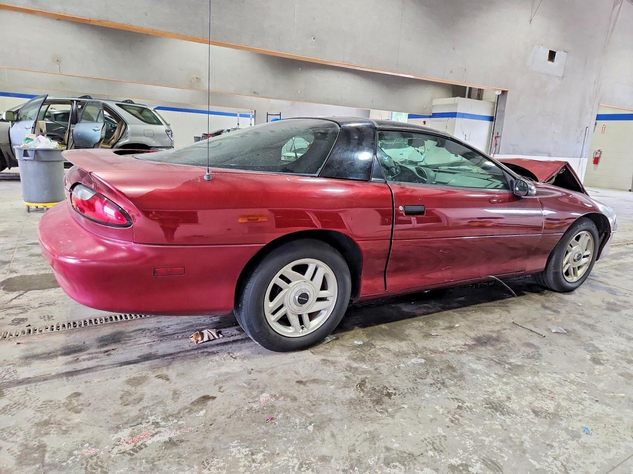 1994 Chevrolet Camaro Burgundy vin: 2G1FP22SXR2193956