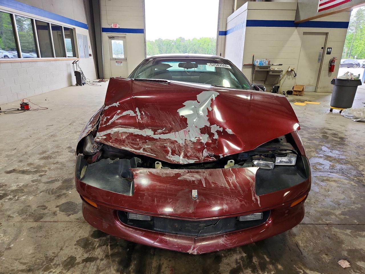 1994 Chevrolet Camaro Burgundy vin: 2G1FP22SXR2193956