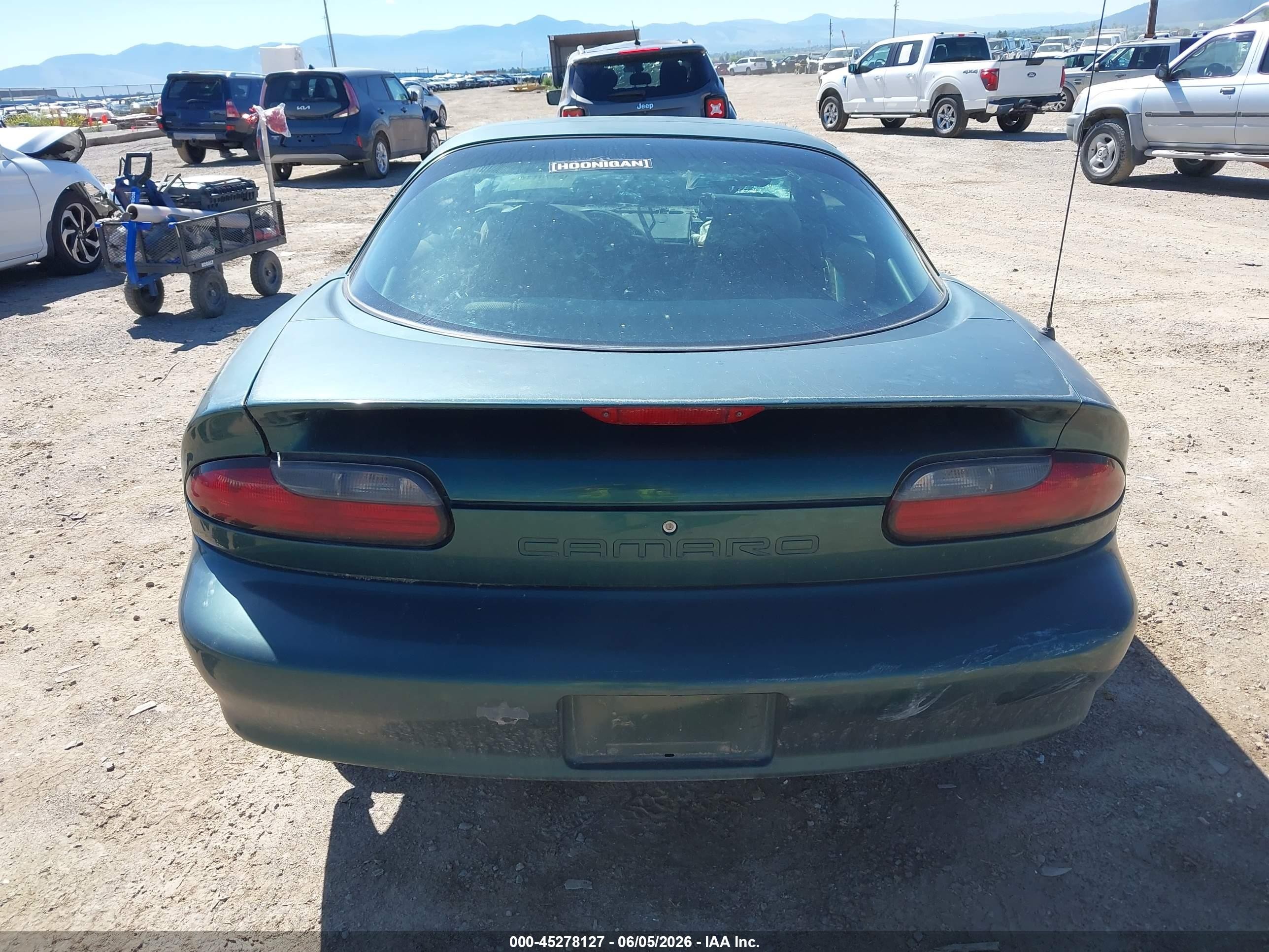 1995 Chevrolet Camaro   Green vin: 2G1FP22SXS2154791