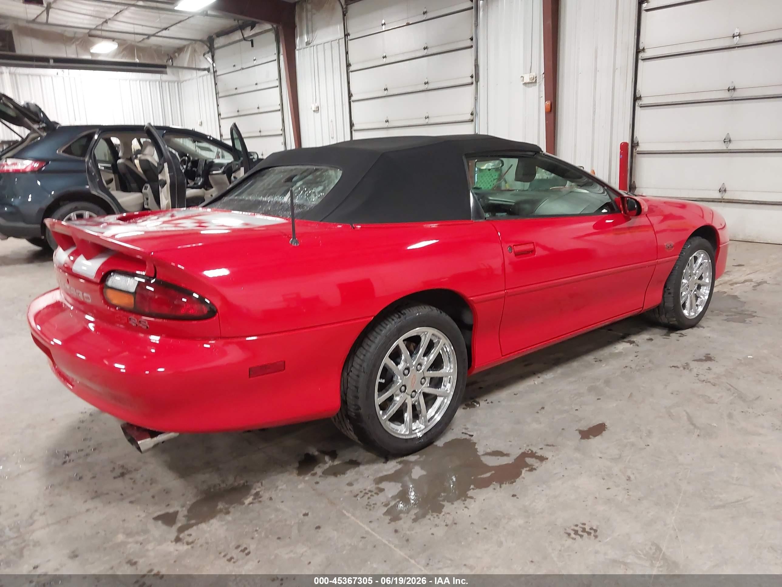 2002 Chevrolet Camaro Z28 Red vin: 2G1FP32G122158715