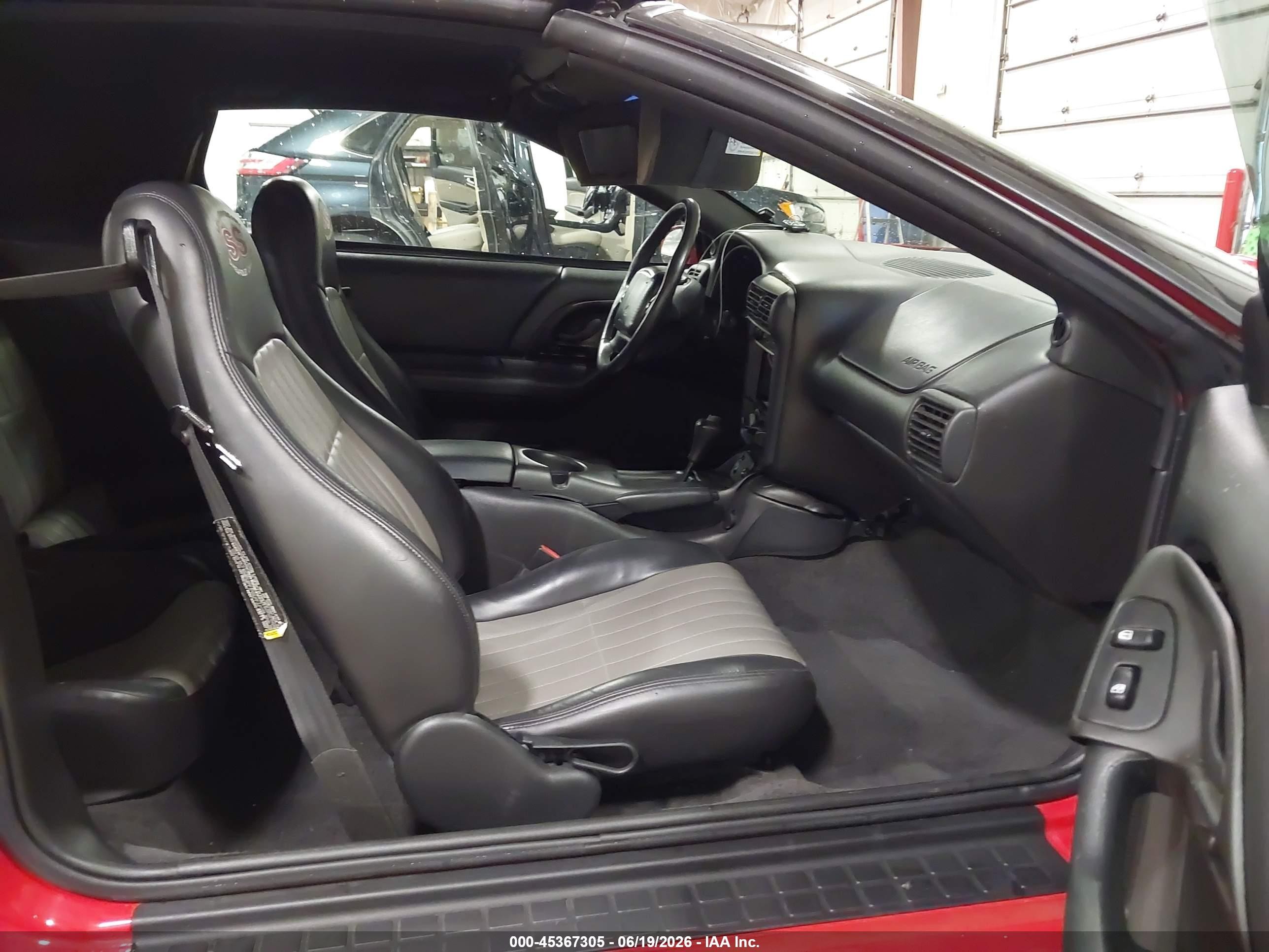 2002 Chevrolet Camaro Z28 Red vin: 2G1FP32G122158715