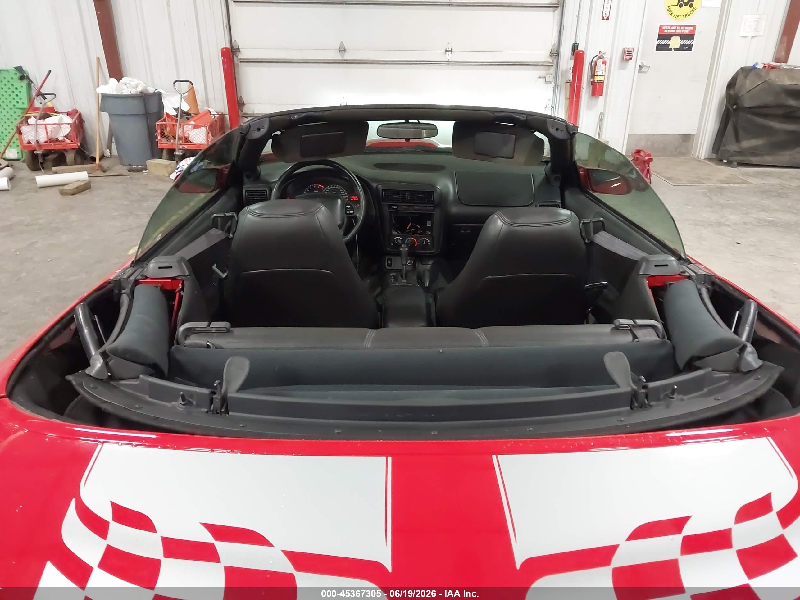 2002 Chevrolet Camaro Z28 Red vin: 2G1FP32G122158715