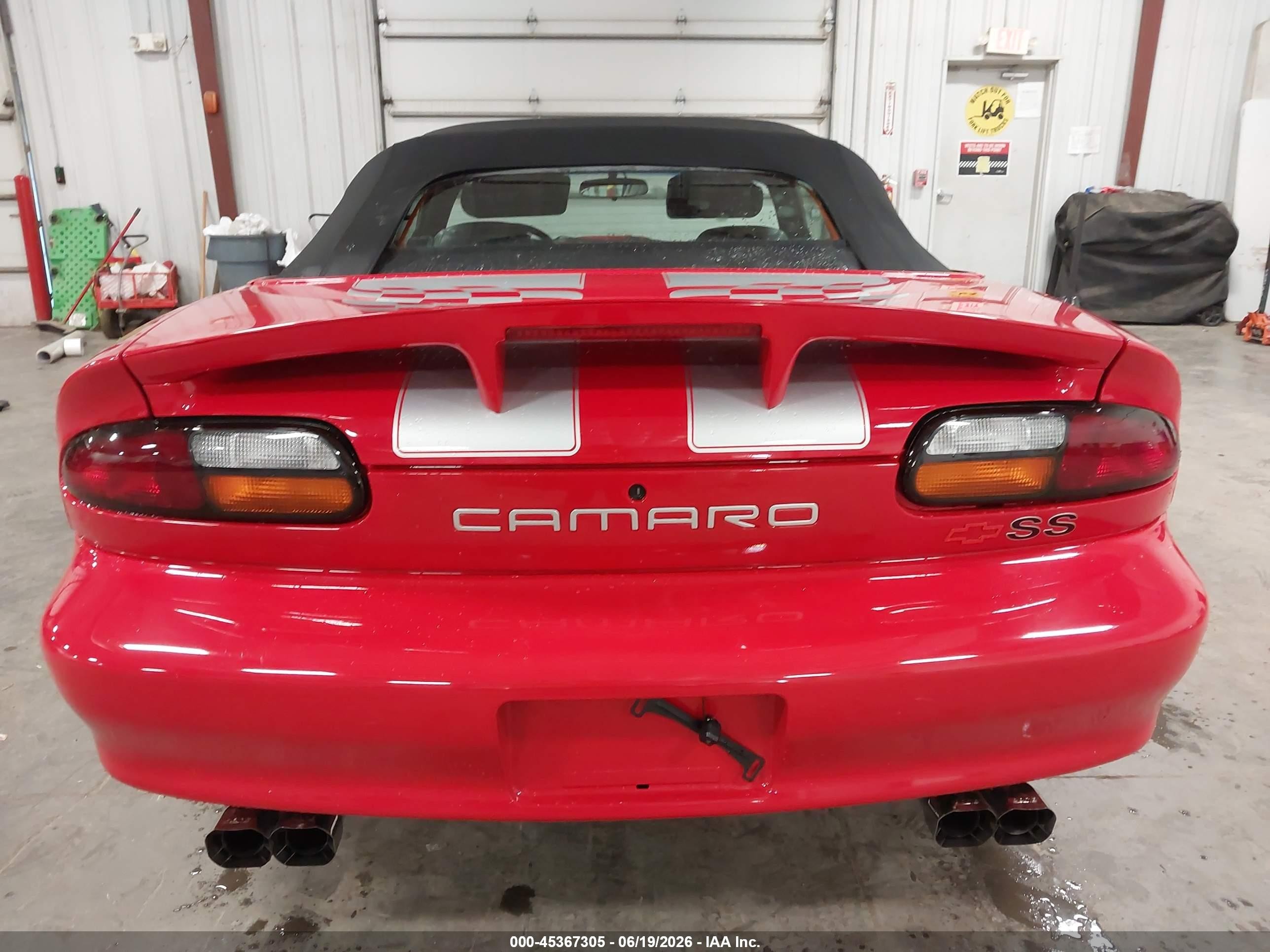 2002 Chevrolet Camaro Z28 Red vin: 2G1FP32G122158715