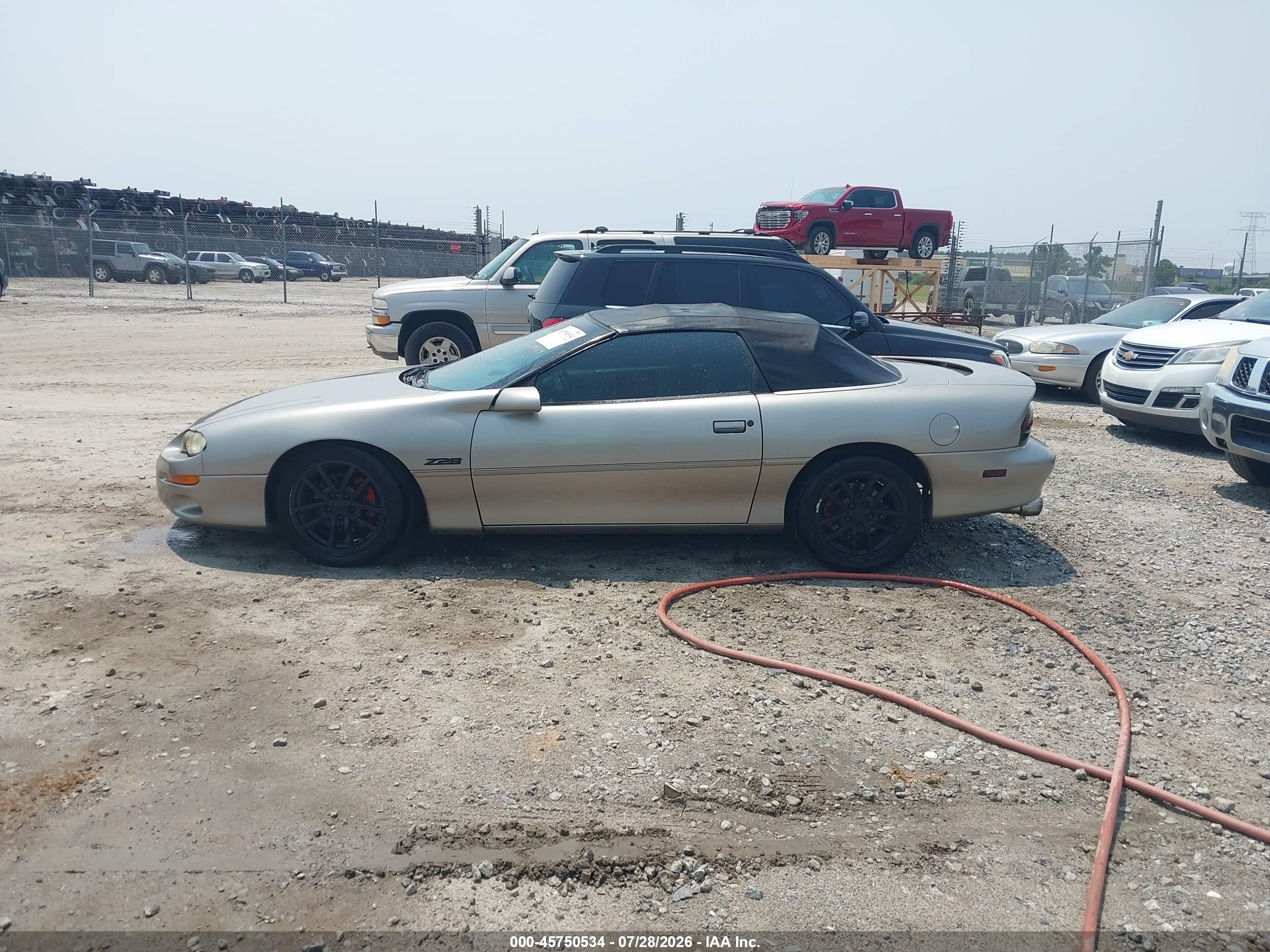 2000 Chevrolet Camaro Z28 Tan vin: 2G1FP32G2Y2105885