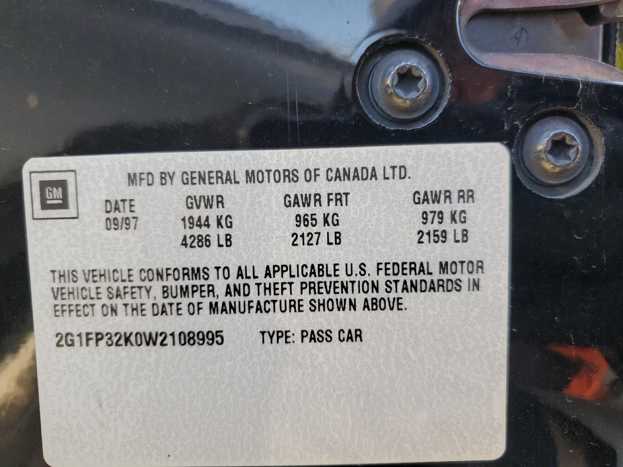1998 Chevrolet Camaro Black vin: 2G1FP32K0W2108995
